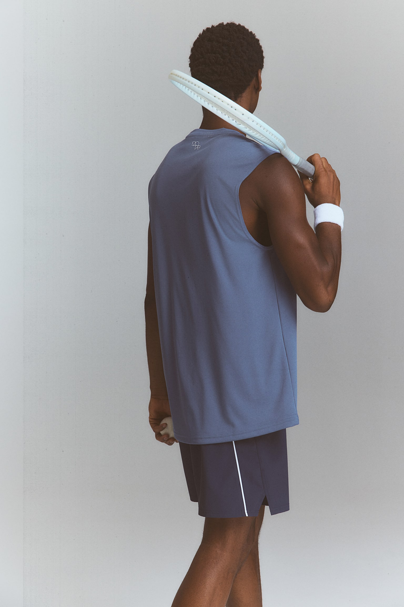 Activewear Tank In DryMove™ - Dusty blue/Red/Khaki green/Black/White/Navy blue - 5