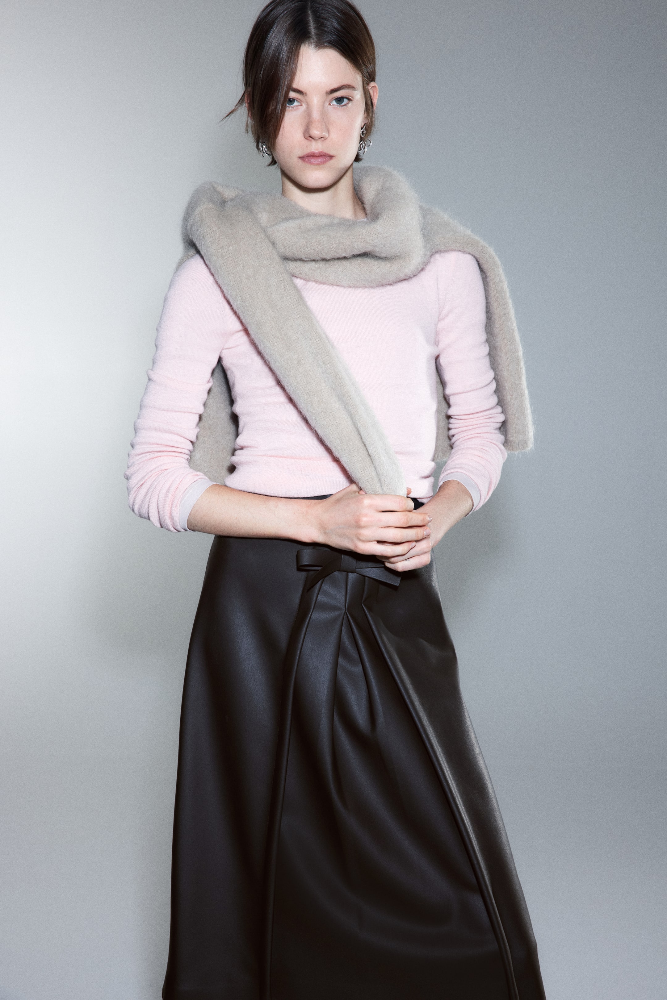 View larger image: Bow-Front Skirt - Dark brown - Ladies | H&M US 3