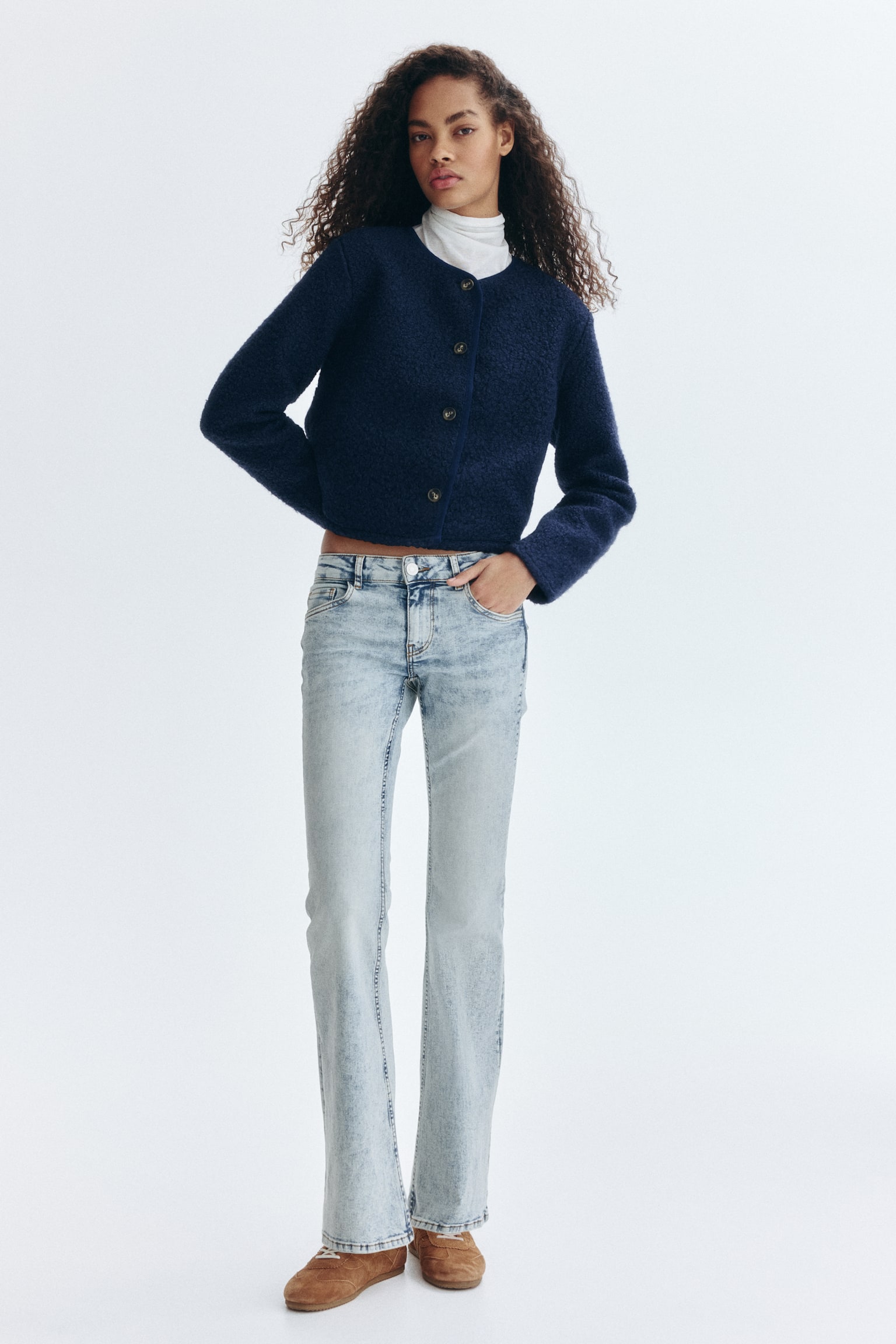 Flared Low Jeans - Бледосин деним/Черен/Контрастни цветове/Светлосин деним/Контрасти/Сив/Син деним/Тъмносин деним - 3