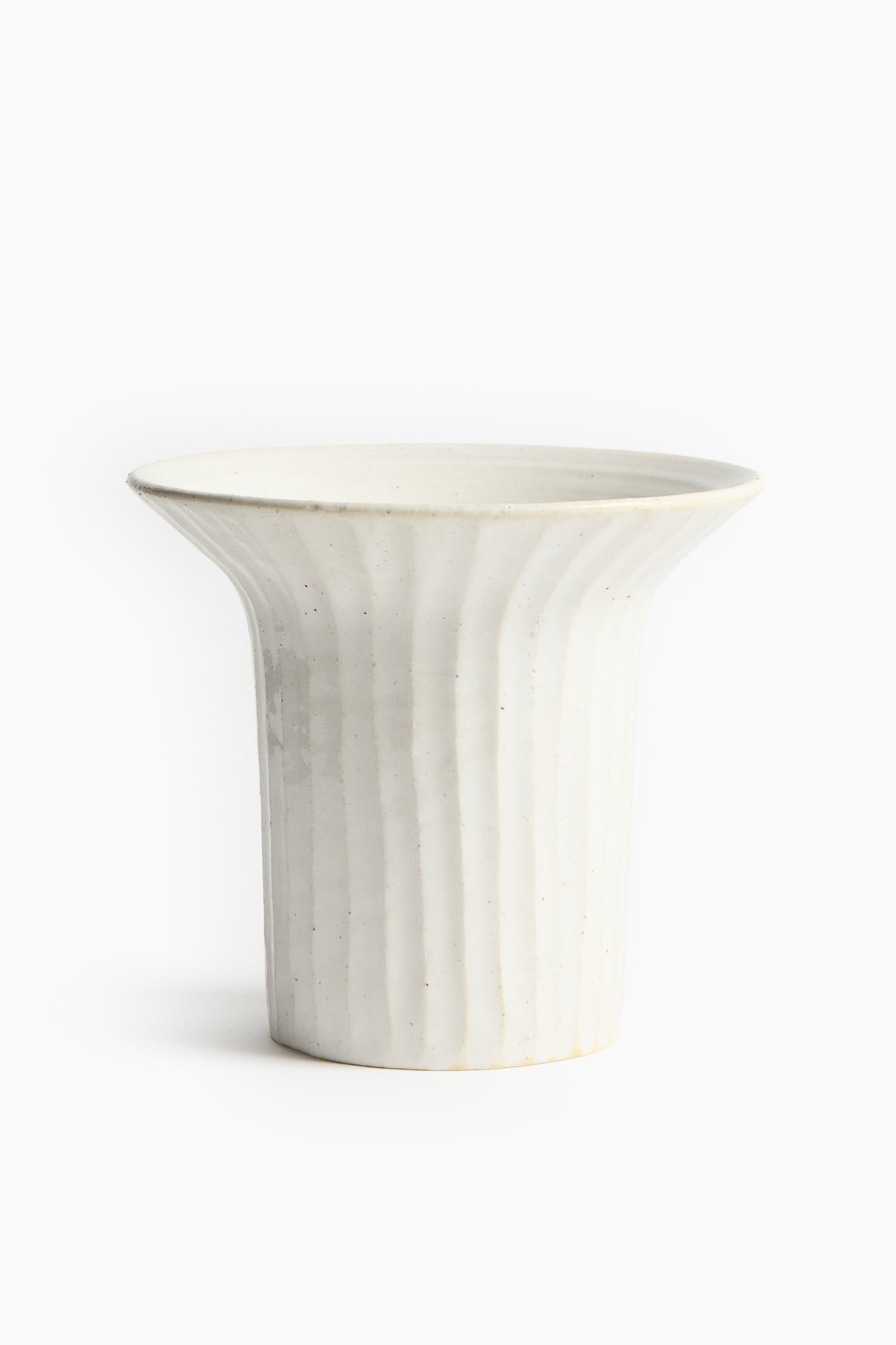Textured stoneware vase - White