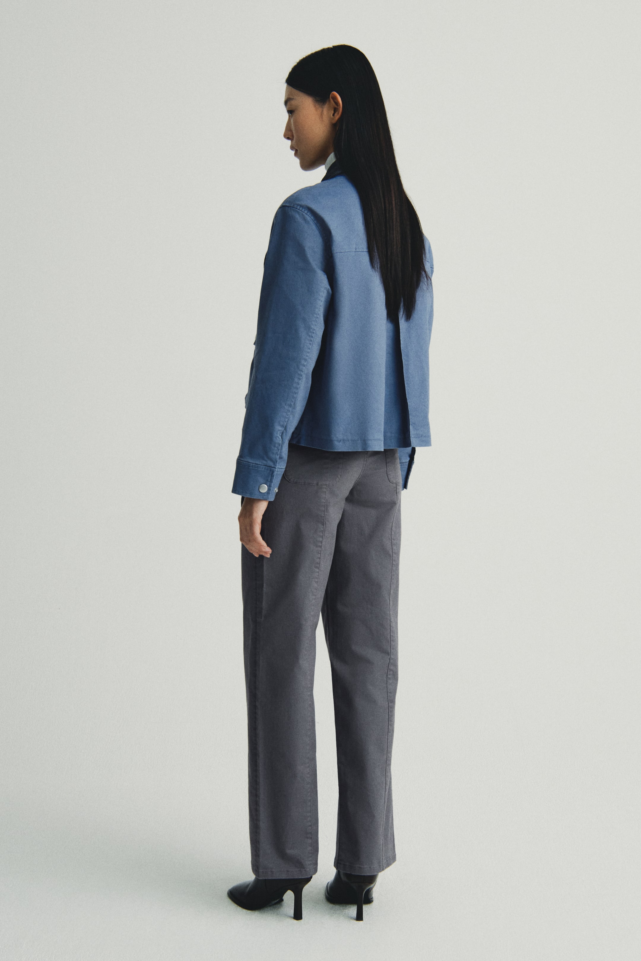 Xem ảnh lớn hơn: Quần dài túi hộp - Màu xám - Ladies | H&M VN 4