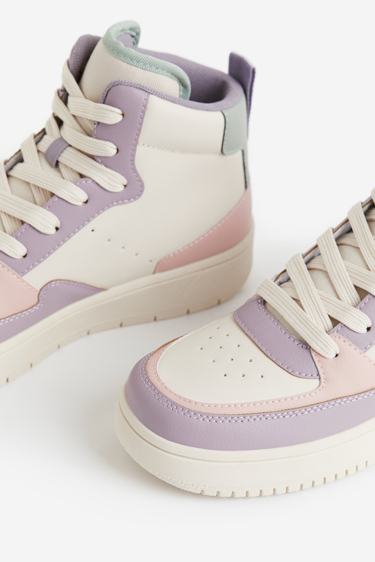 Hi Top Sneakers - White/Light purple - 3