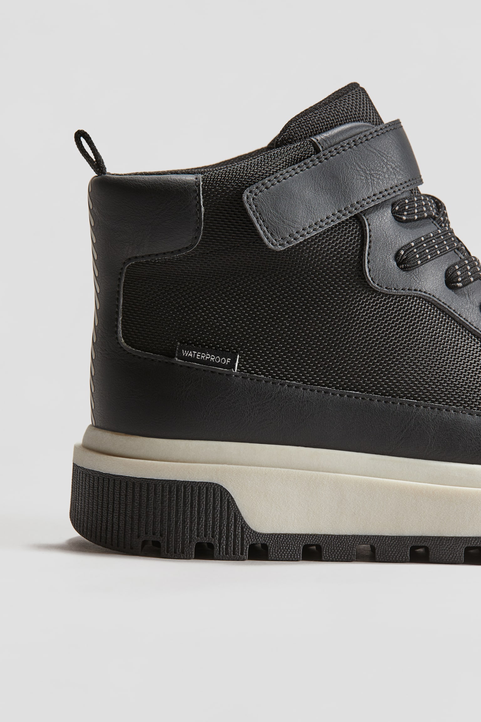 Waterproof hi-top trainers - Black/Brown - 4