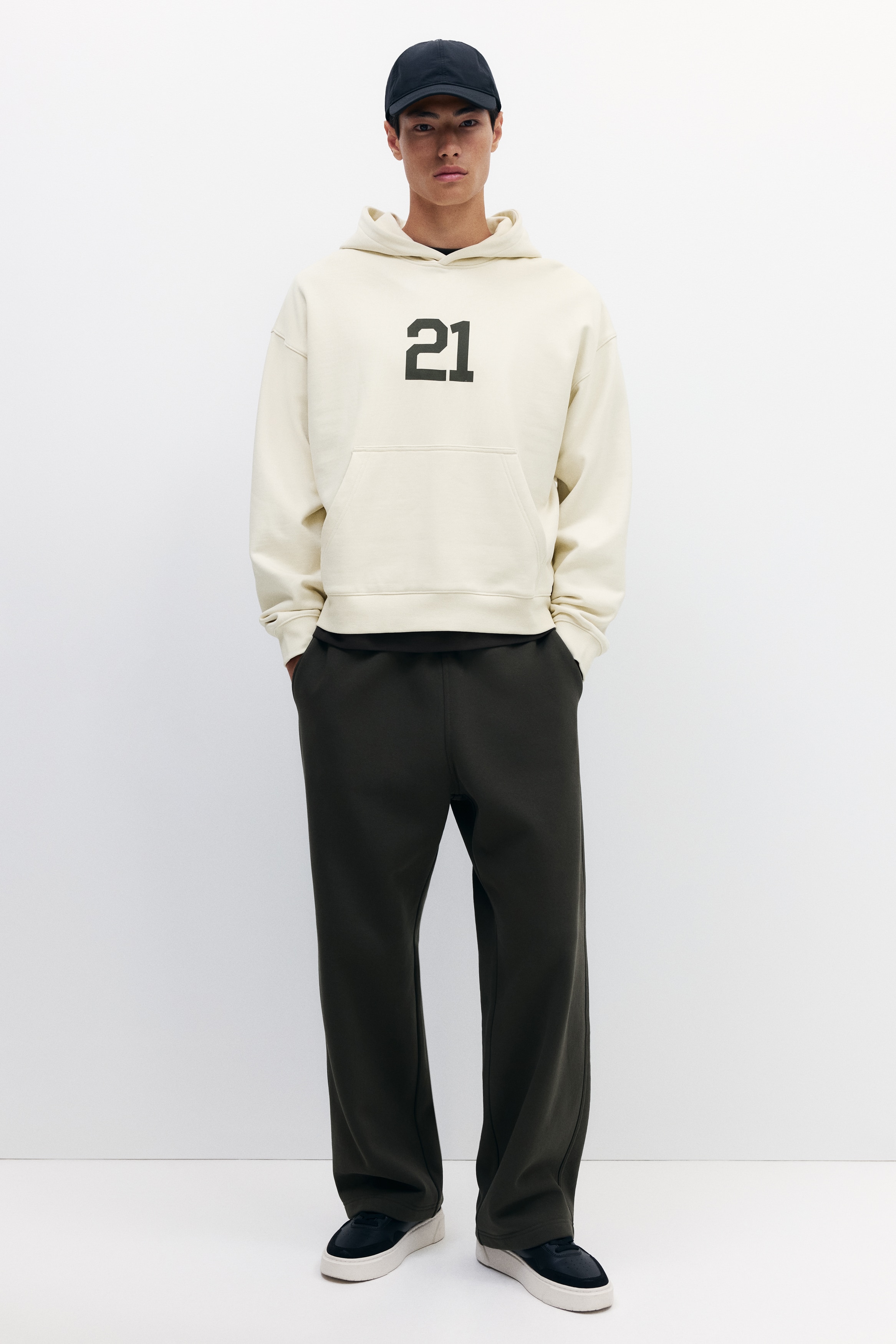 新品　BRIEFING MS BIG BEAT HOODIE ベージュ 新品 BRIEFING MS BIG BEAT HOODIE ベージュ 新品 BRIEFING MS