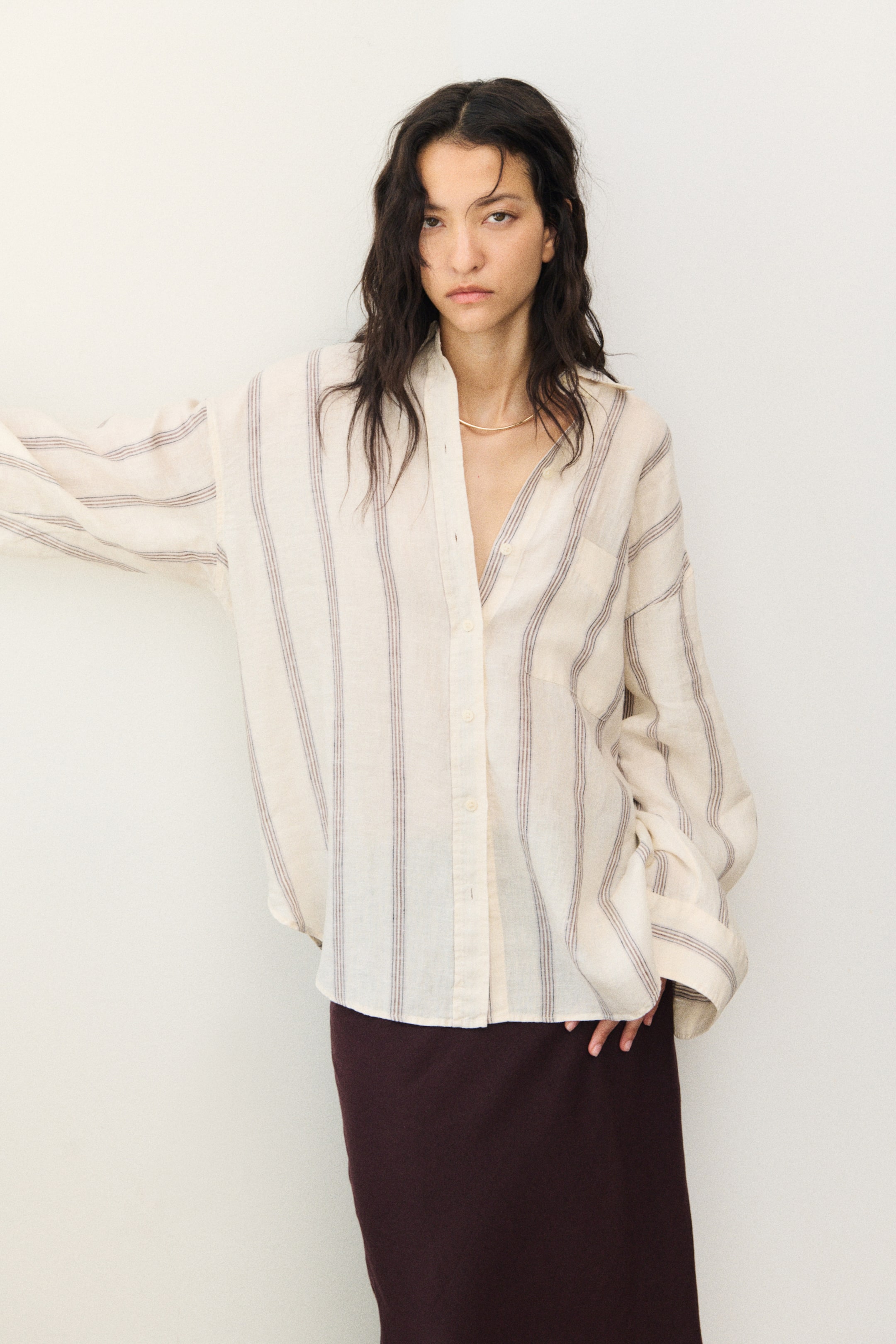 Женские рубашки H&M Oversized Linen Shirt — фото 5