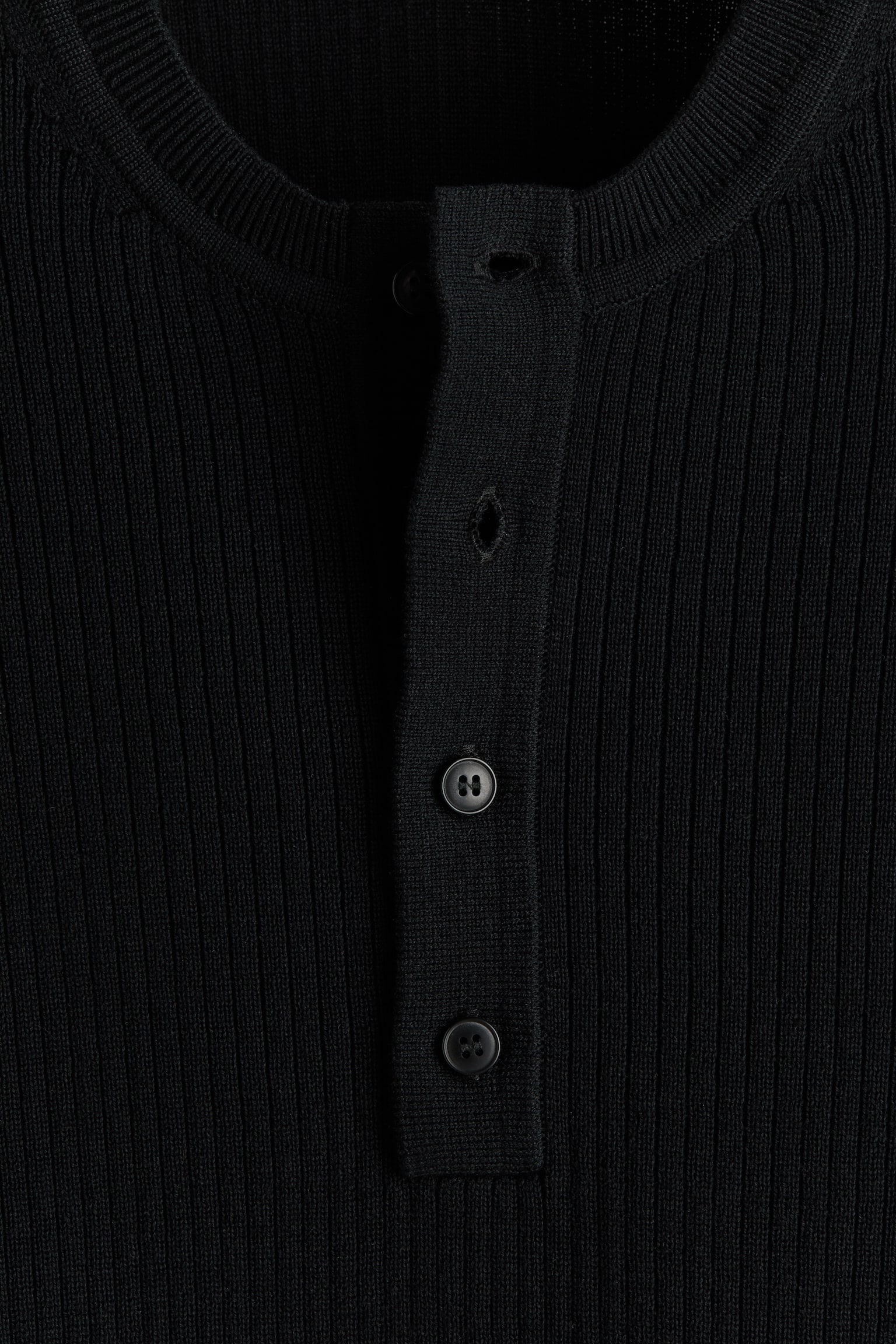 Мужская рубашка H&M Slim-Fit Ribbed Henley, цвет: Чёрный — фото 6