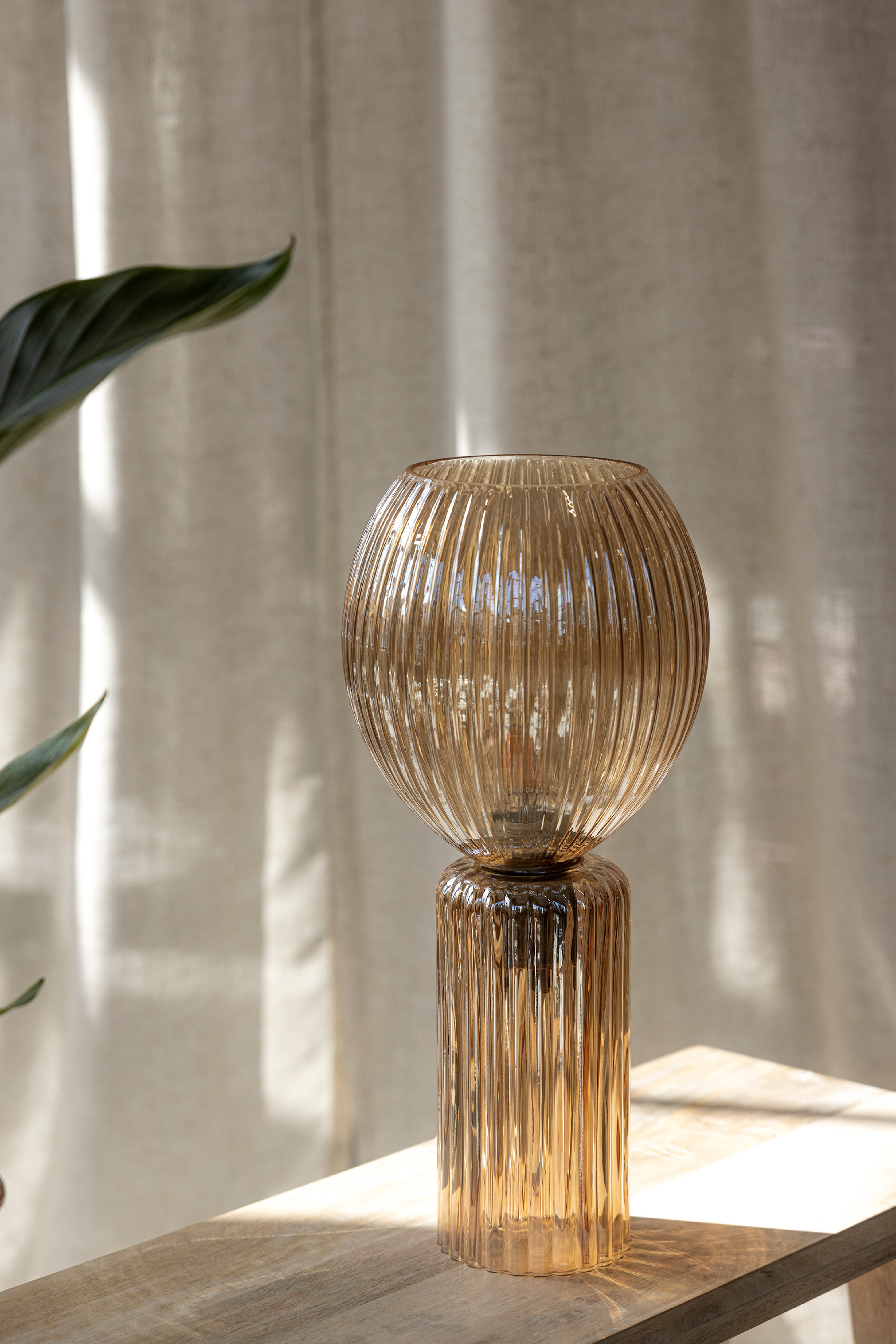 Toulipa Lampada Da Tavolo - Ambra