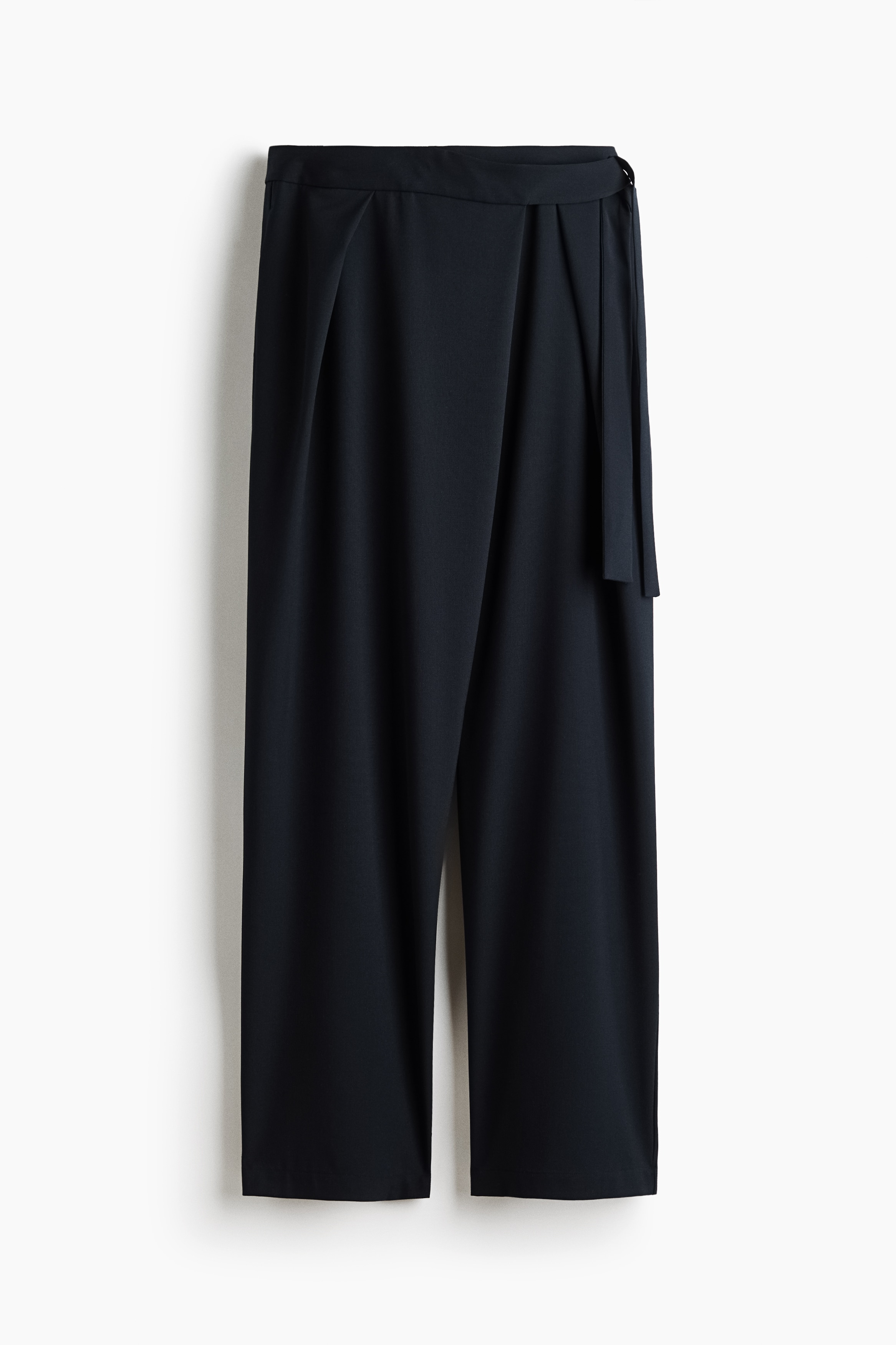 Wrap-detail trousersModel
