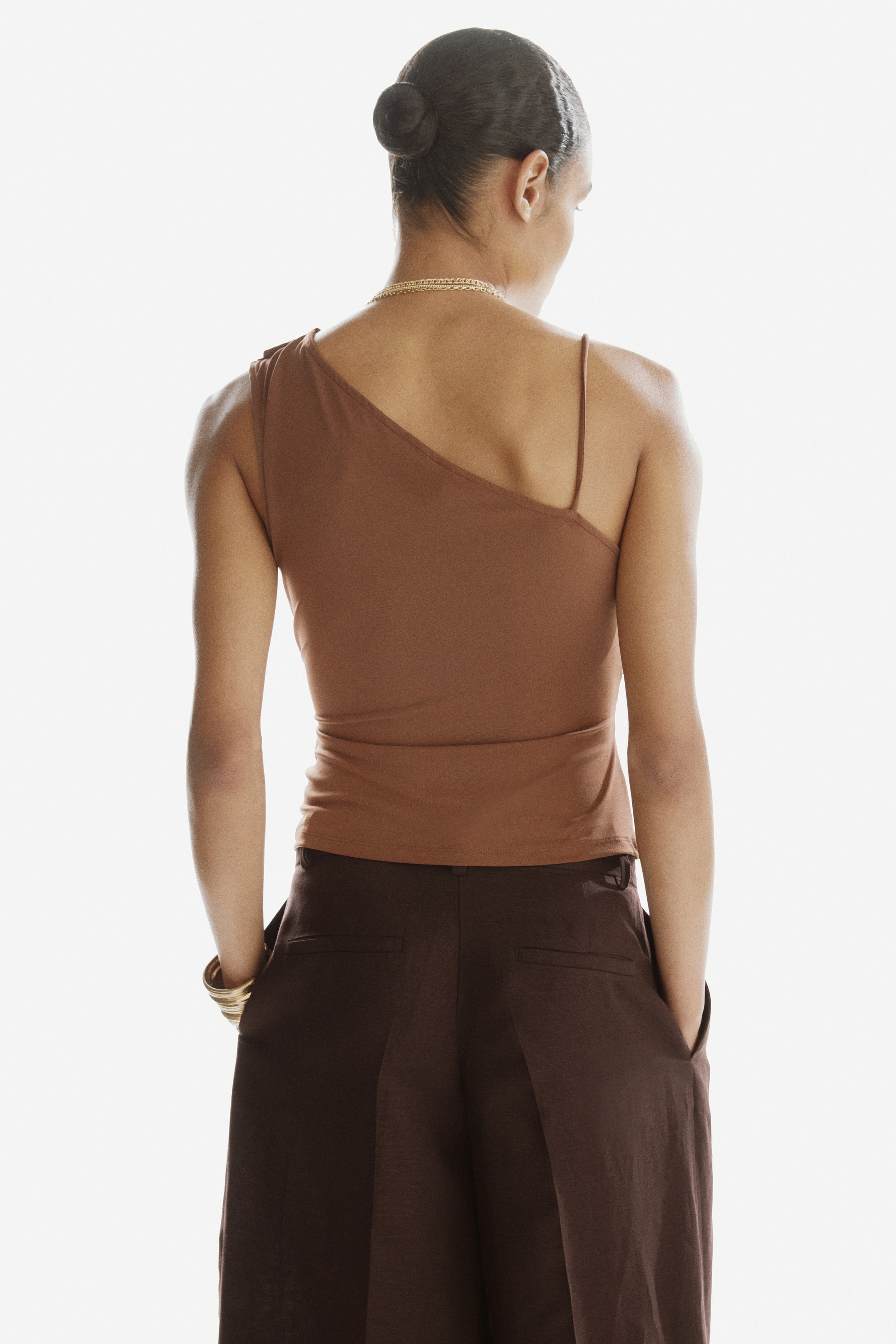 Draped Asymmetric Top