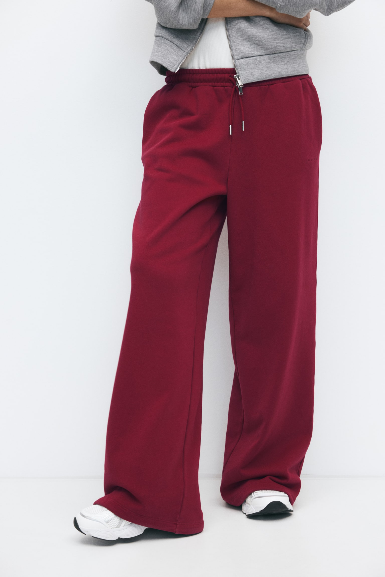 Женские брюки H&M Move Oversized Sports Joggers, цвет: Dark Pomegranate — фото 3