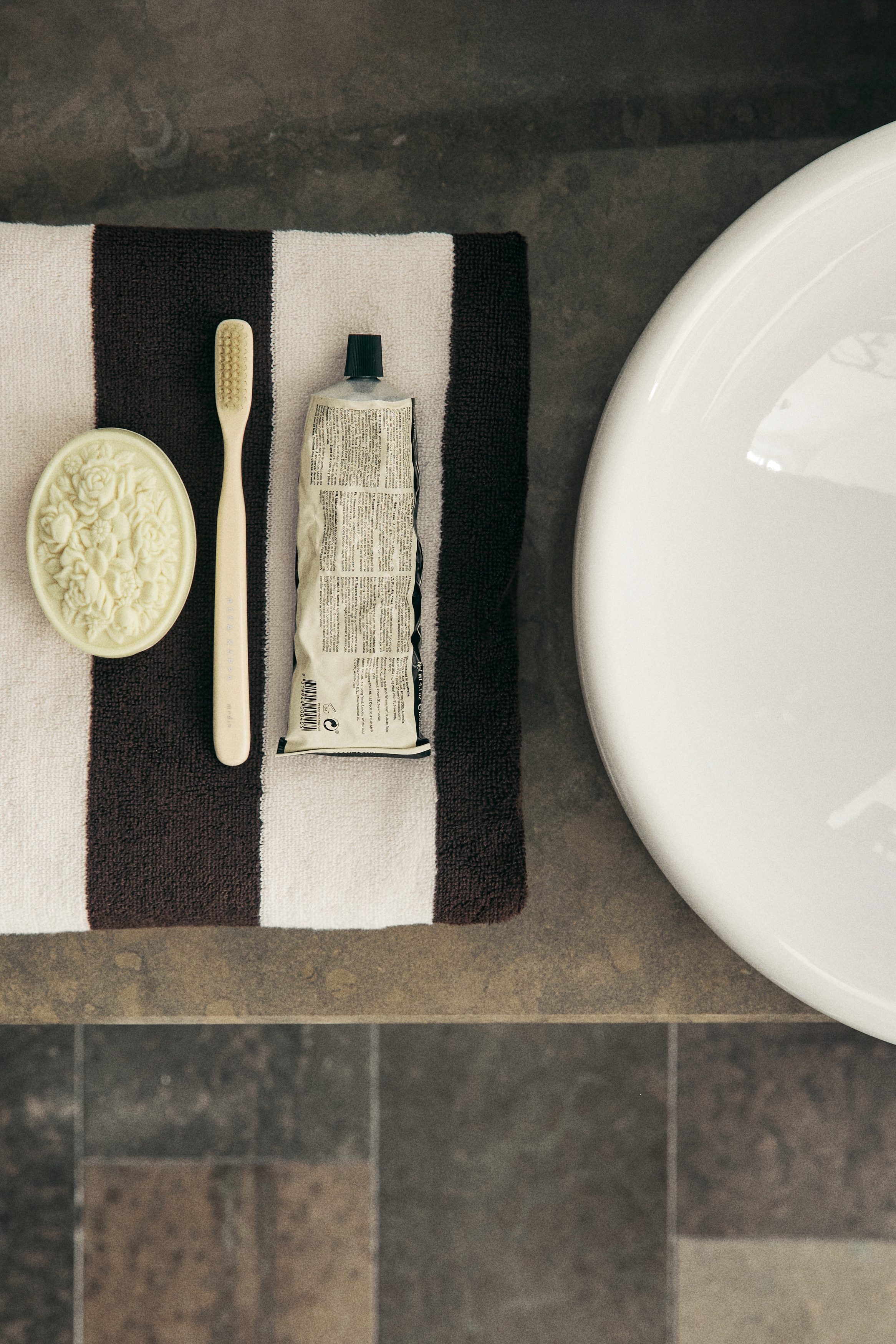 Asciugamano a righe - Marrone scuro/righe/Beige/righe/Rosa cipria/righe/Verde salvia/bianco righe/Blu navy/righe/Giallo chiaro/righe/Blu polvere chiaro/righe/Marrone/righe/Nero/righe