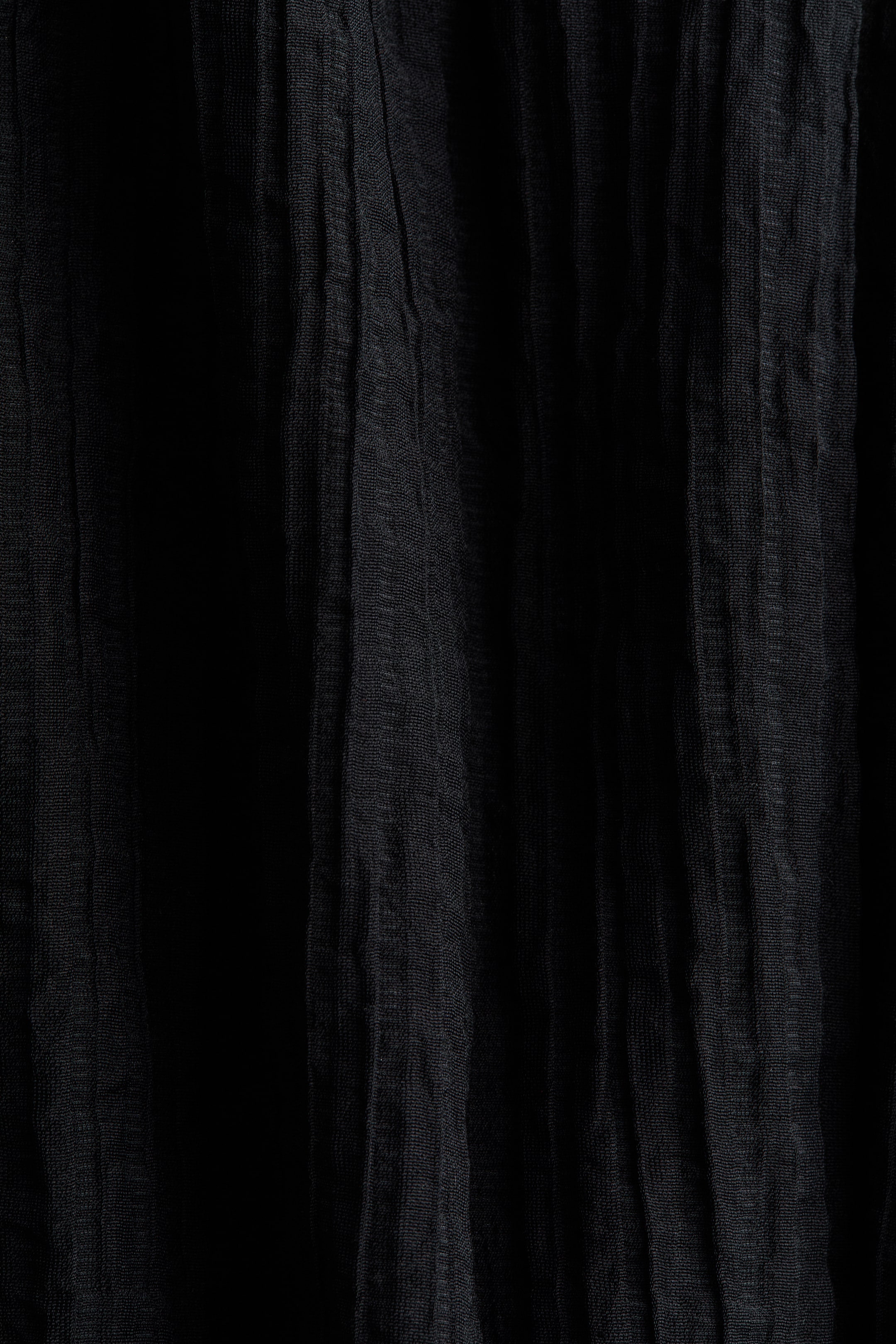 Visualizza immagine più grande: Top in tessuto goffrato - Nero - DONNA | H&M IT 3