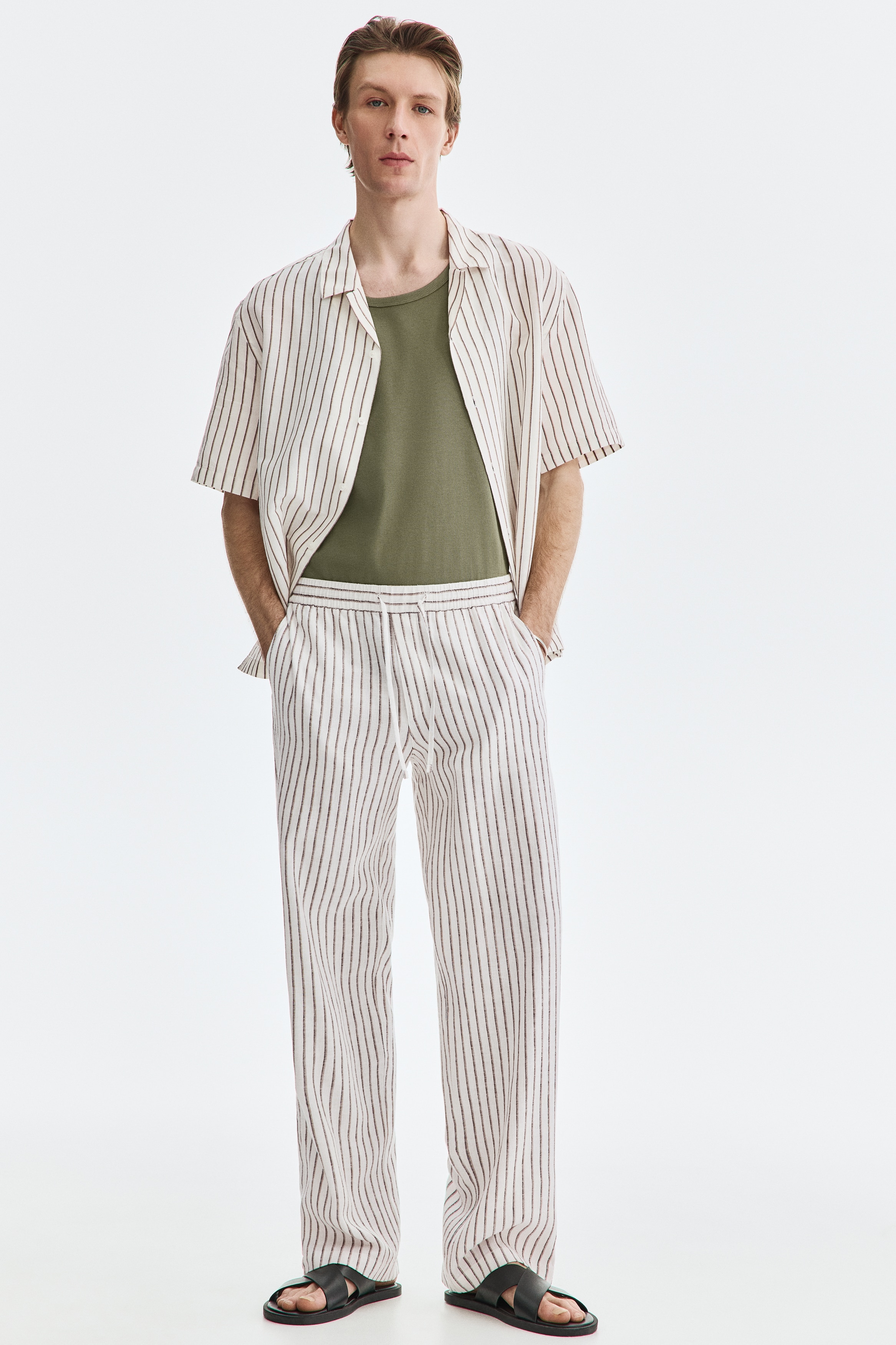 Hose aus Leinenmix in Relaxed Fit - Weiß/Gestreift/Schwarz/Weiß/Hellbraun