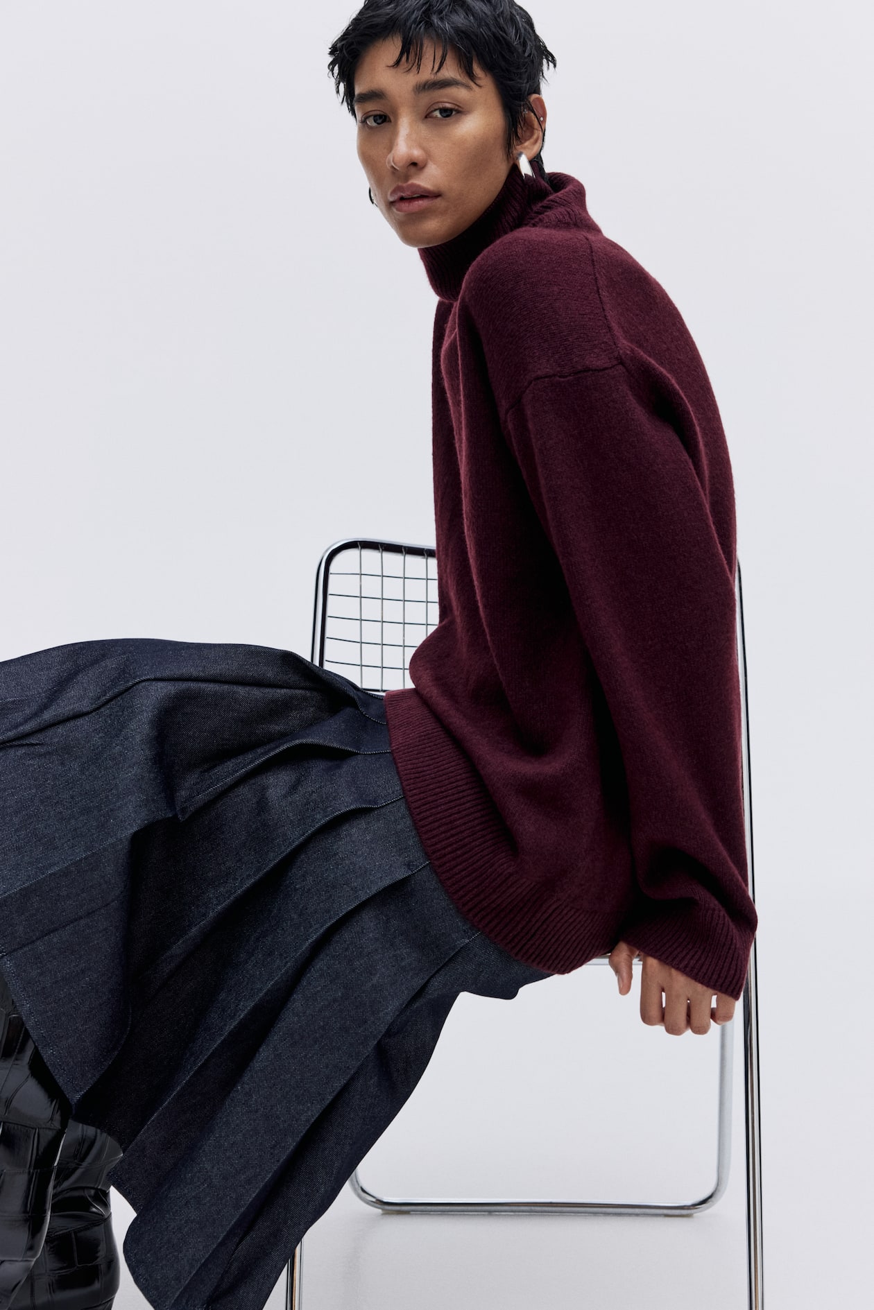 Loose-Fit Turtleneck Sweater - image 3