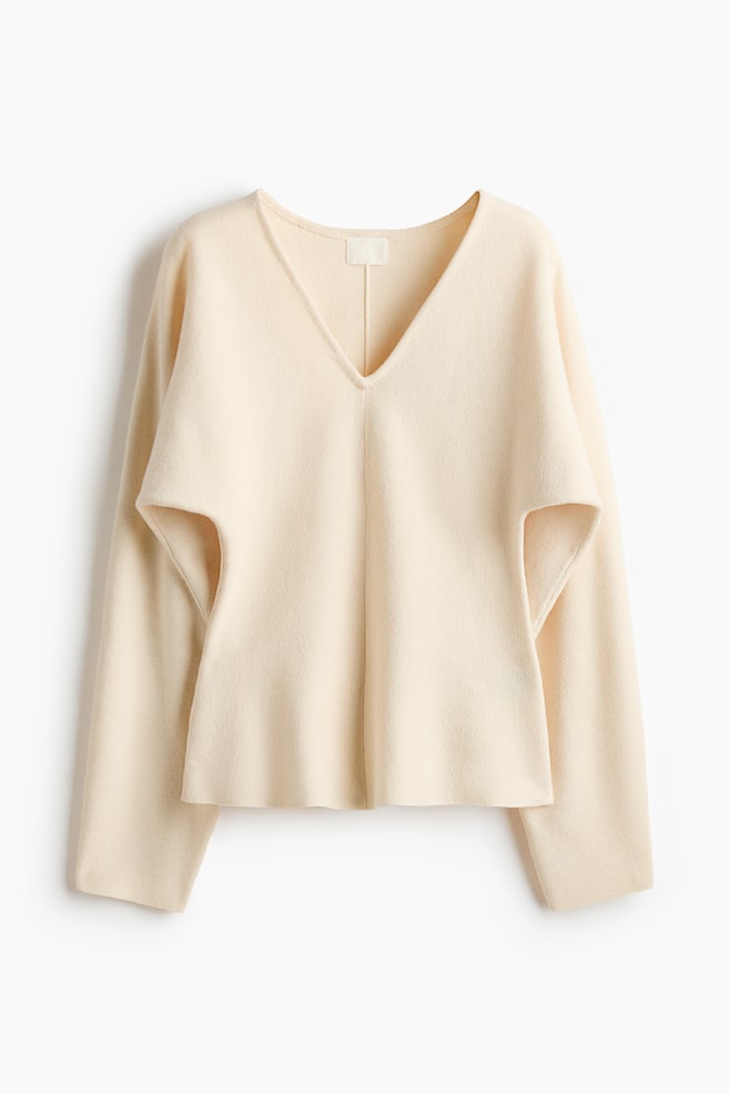Knit V-Neck Top - Light beige/Dark gray/Bright red/Light beige - 1