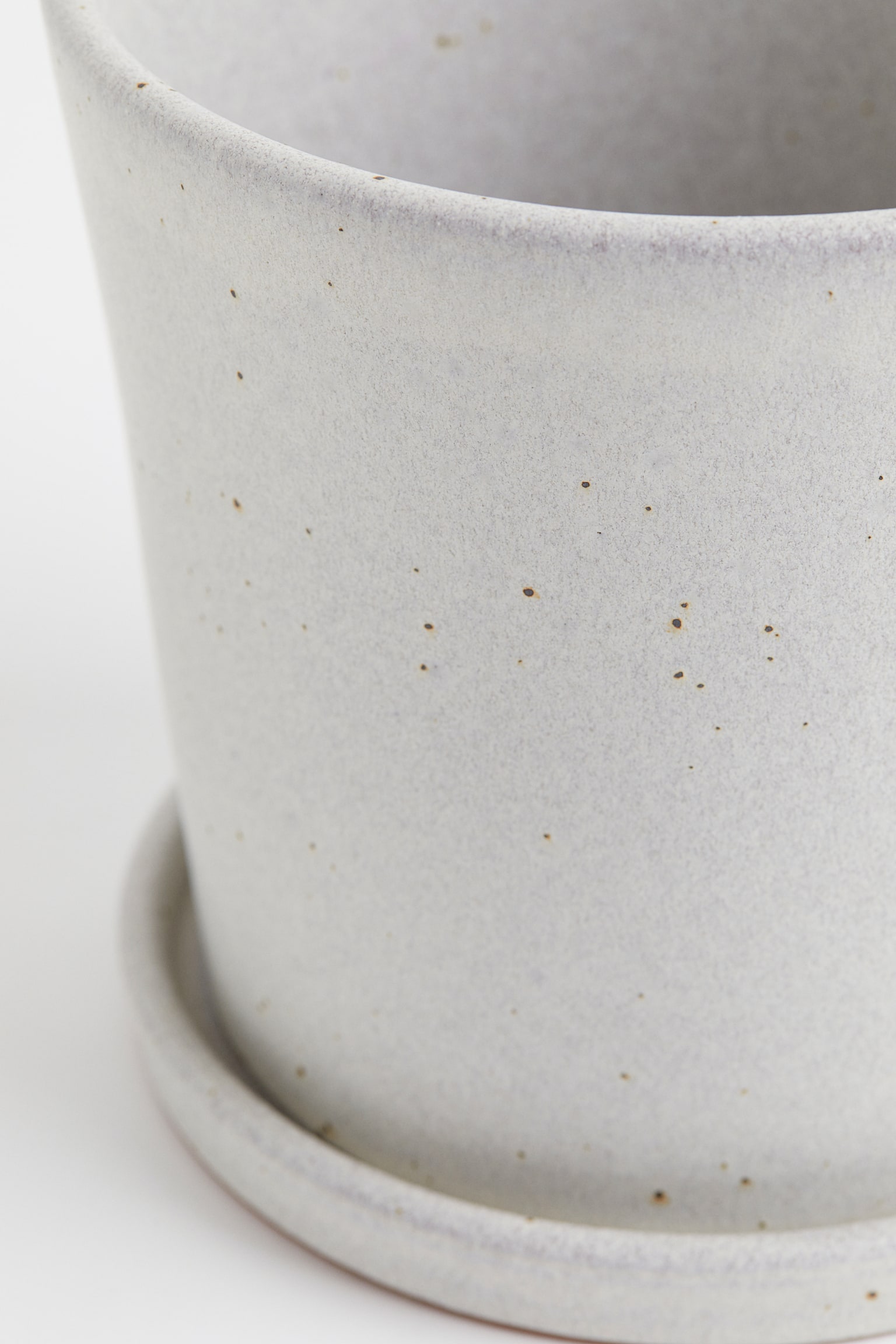 Plant pot and saucer - White/Speckled - 3