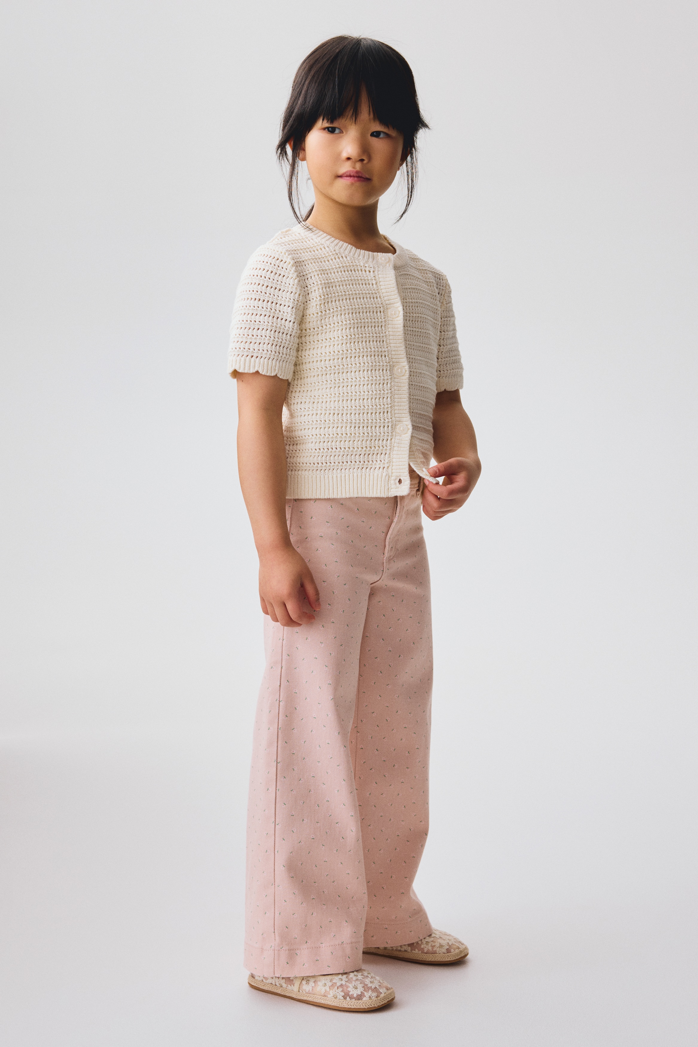 Pantaloni svasati - Rosa chiaro/fiori/Nero/Rosso/Beige chiaro