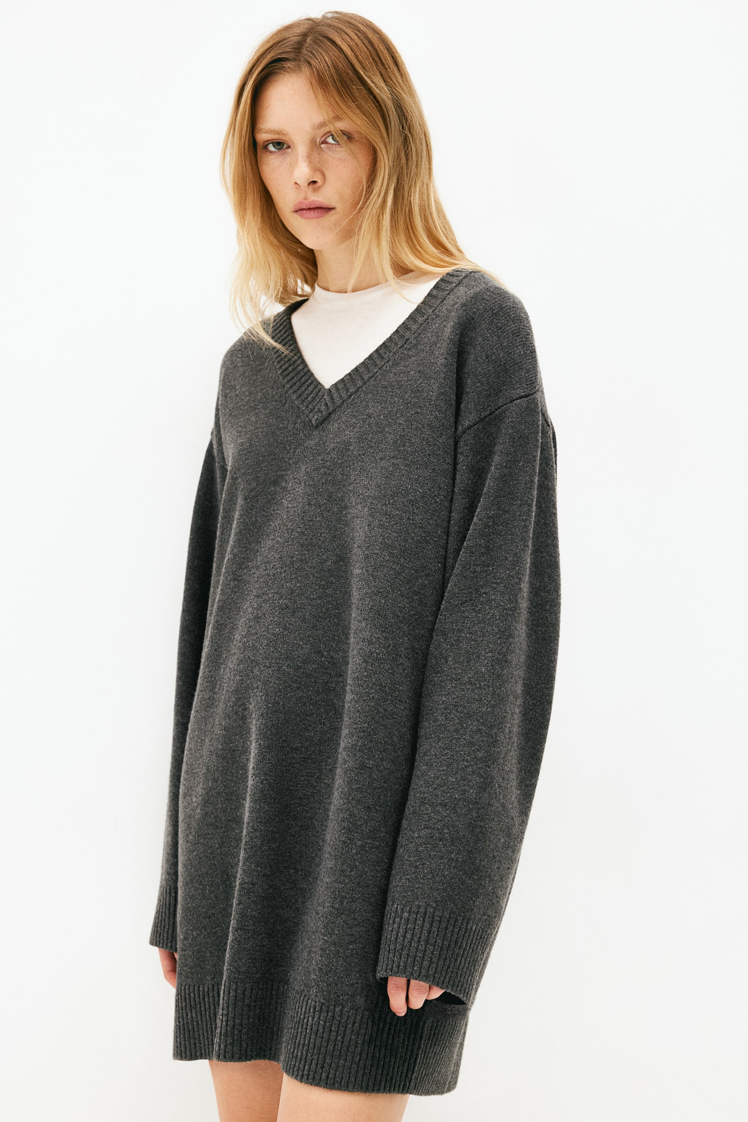 Knitted V-neck dress - Dark grey/White - 3