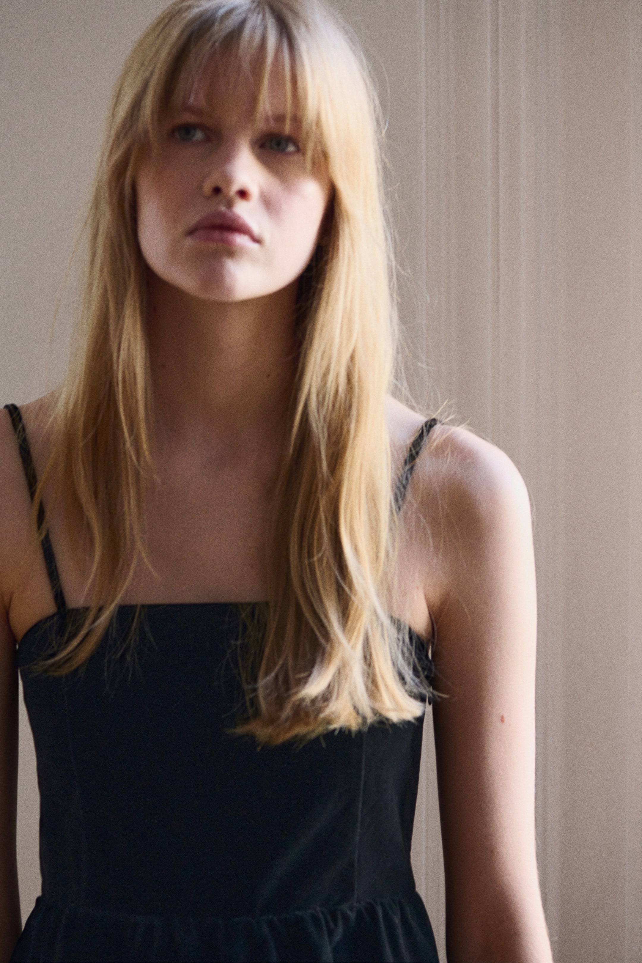 Xem ảnh lớn hơn: Áo hai dây gấu bong bóng - Màu đen - Ladies | H&M VN 2