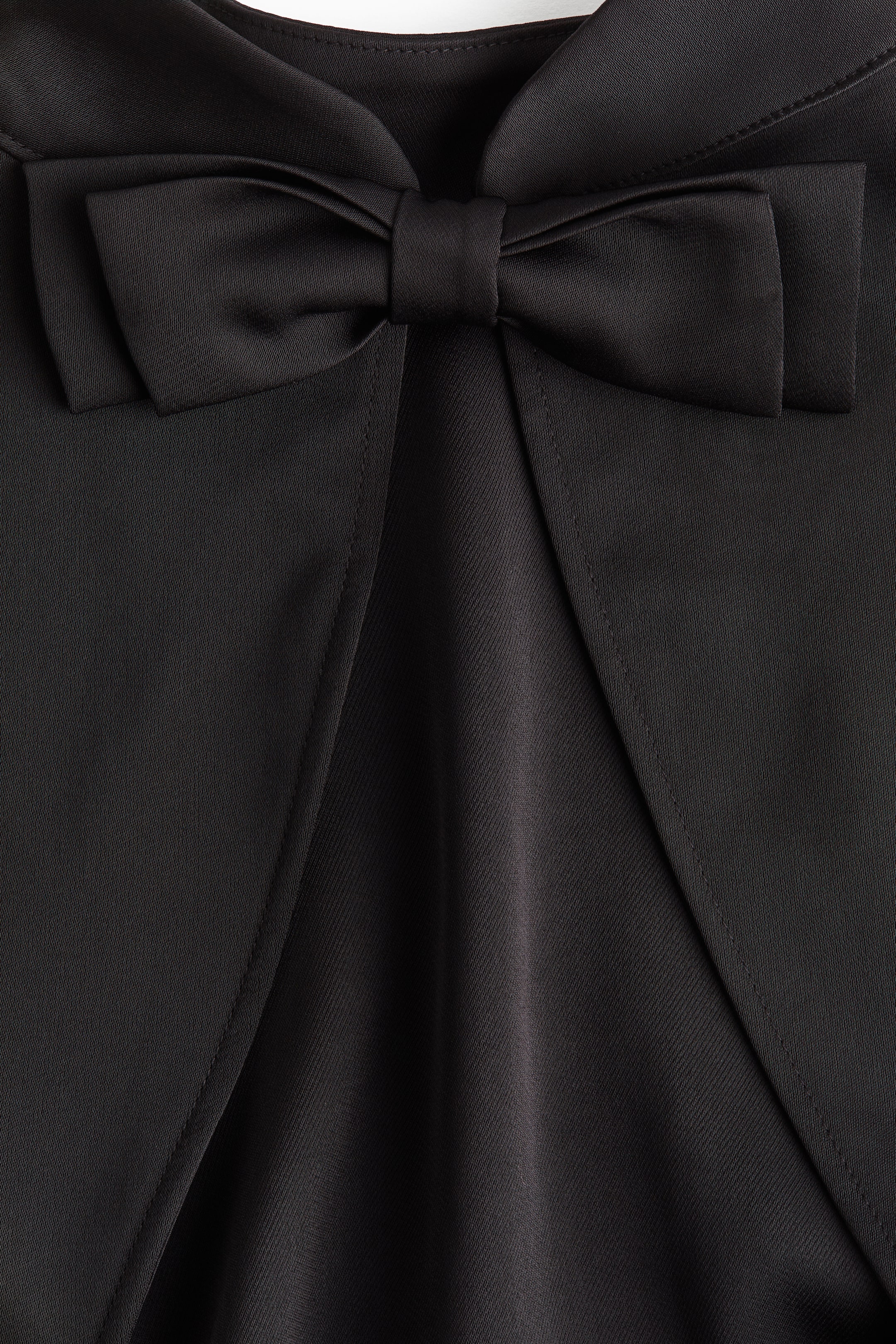 View larger image: Open-Back Top - Black - Ladies | H&M US 6