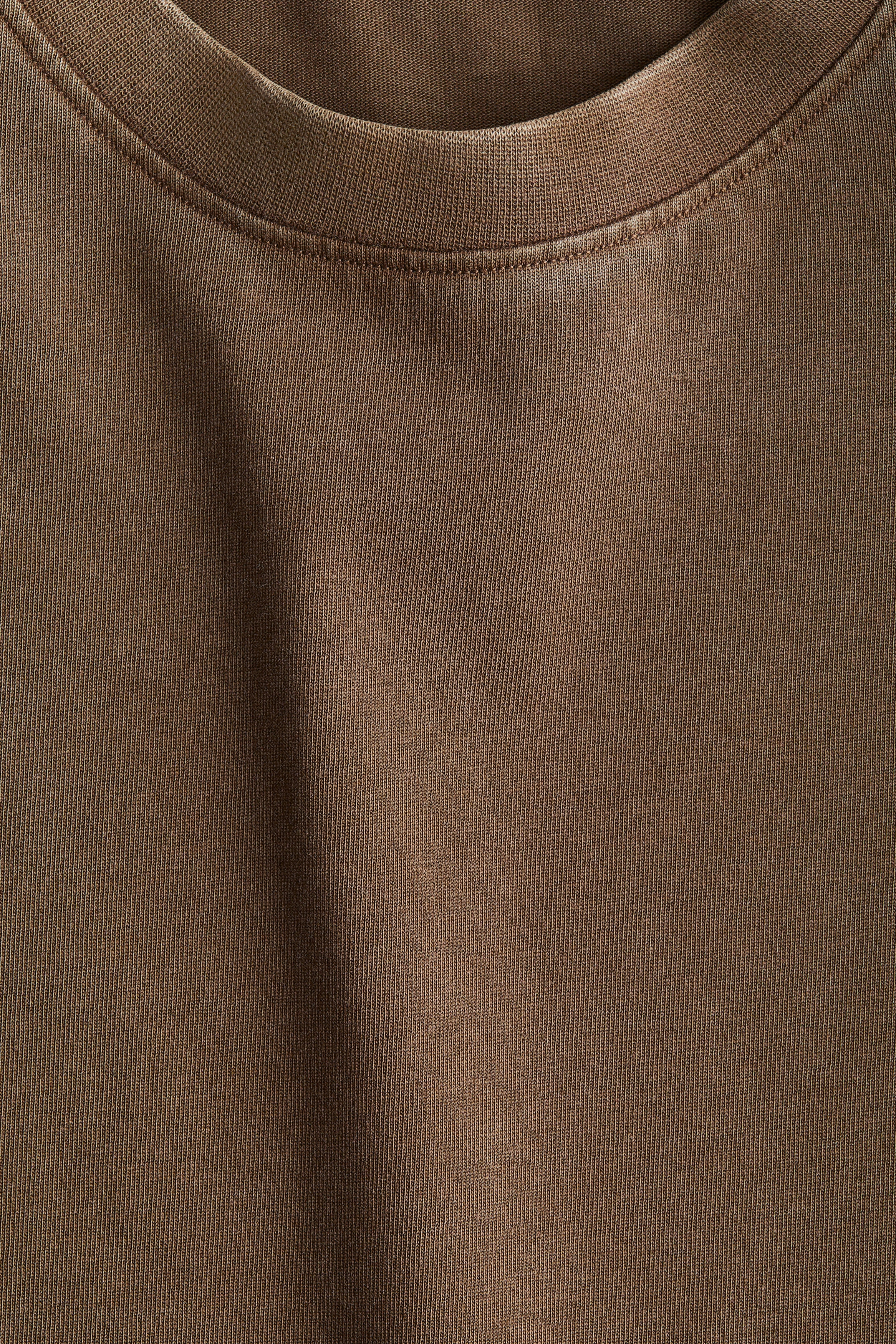 Shoulder-pad vest top