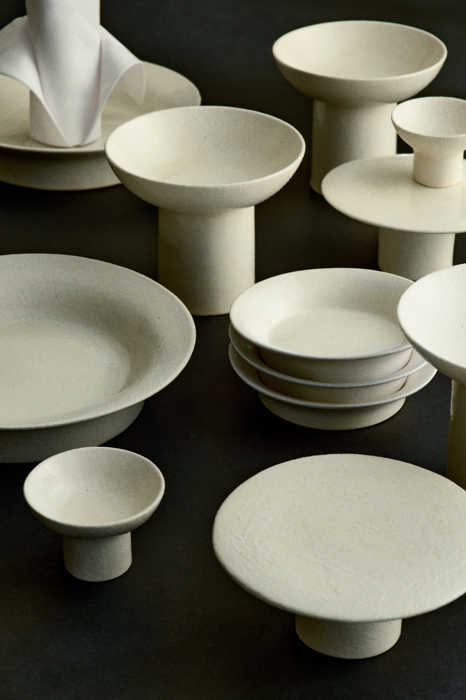 Tigela de servir grande com um padrão salpicado - Branco - 5