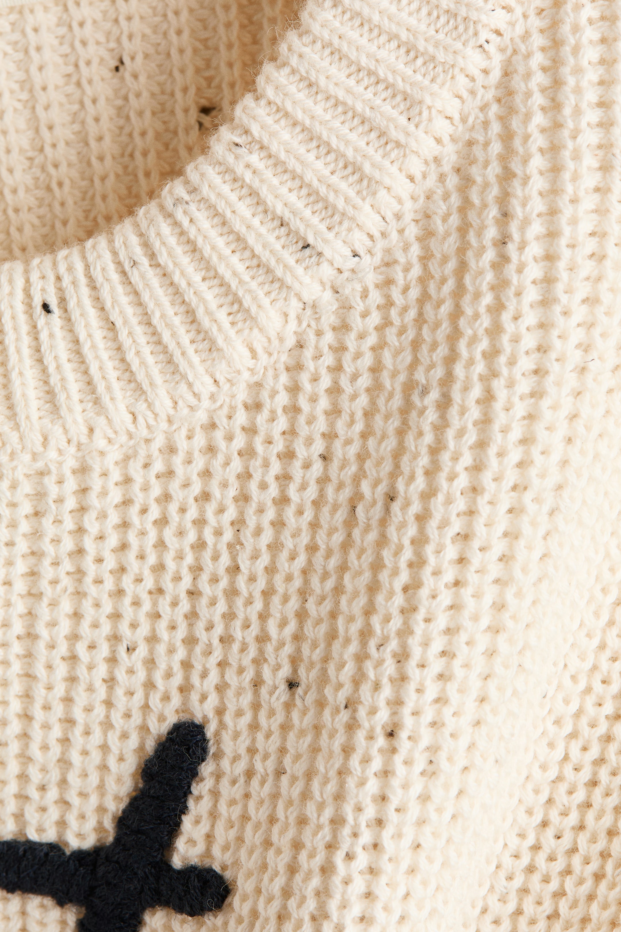 Loose-Fit Text-Motif Sweater