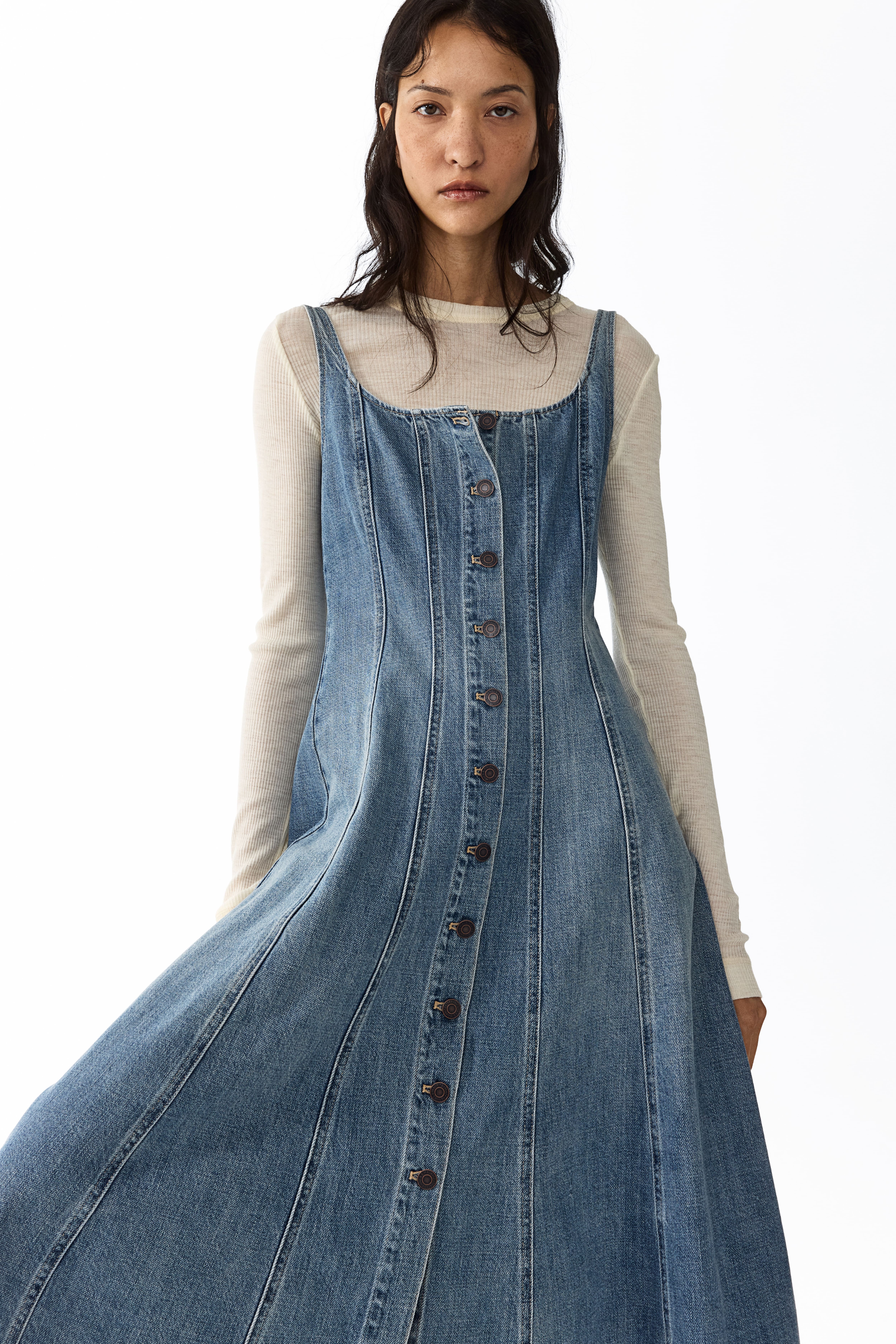 Robe à boutons en denim