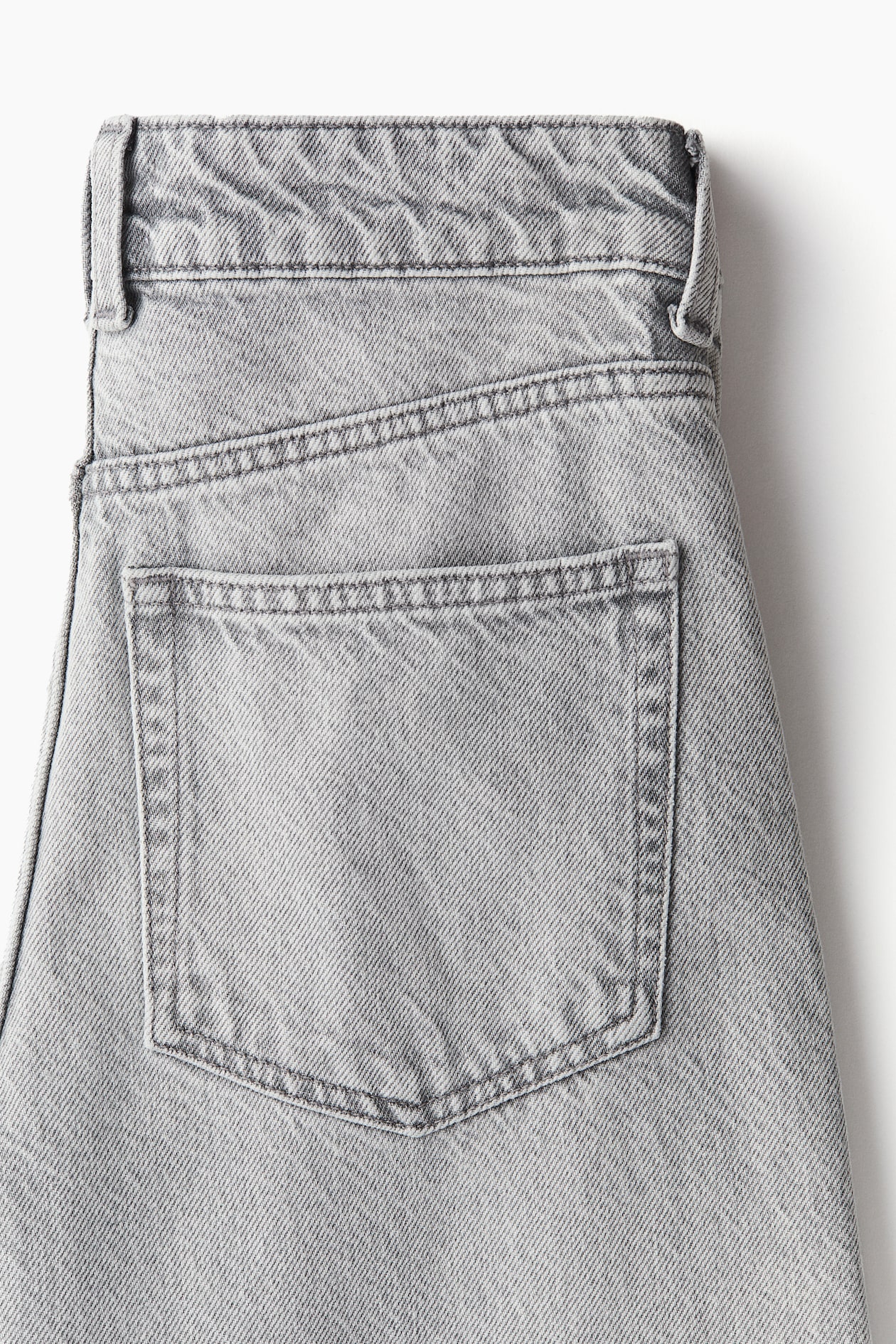 Wide-Cut Jeans - image 2