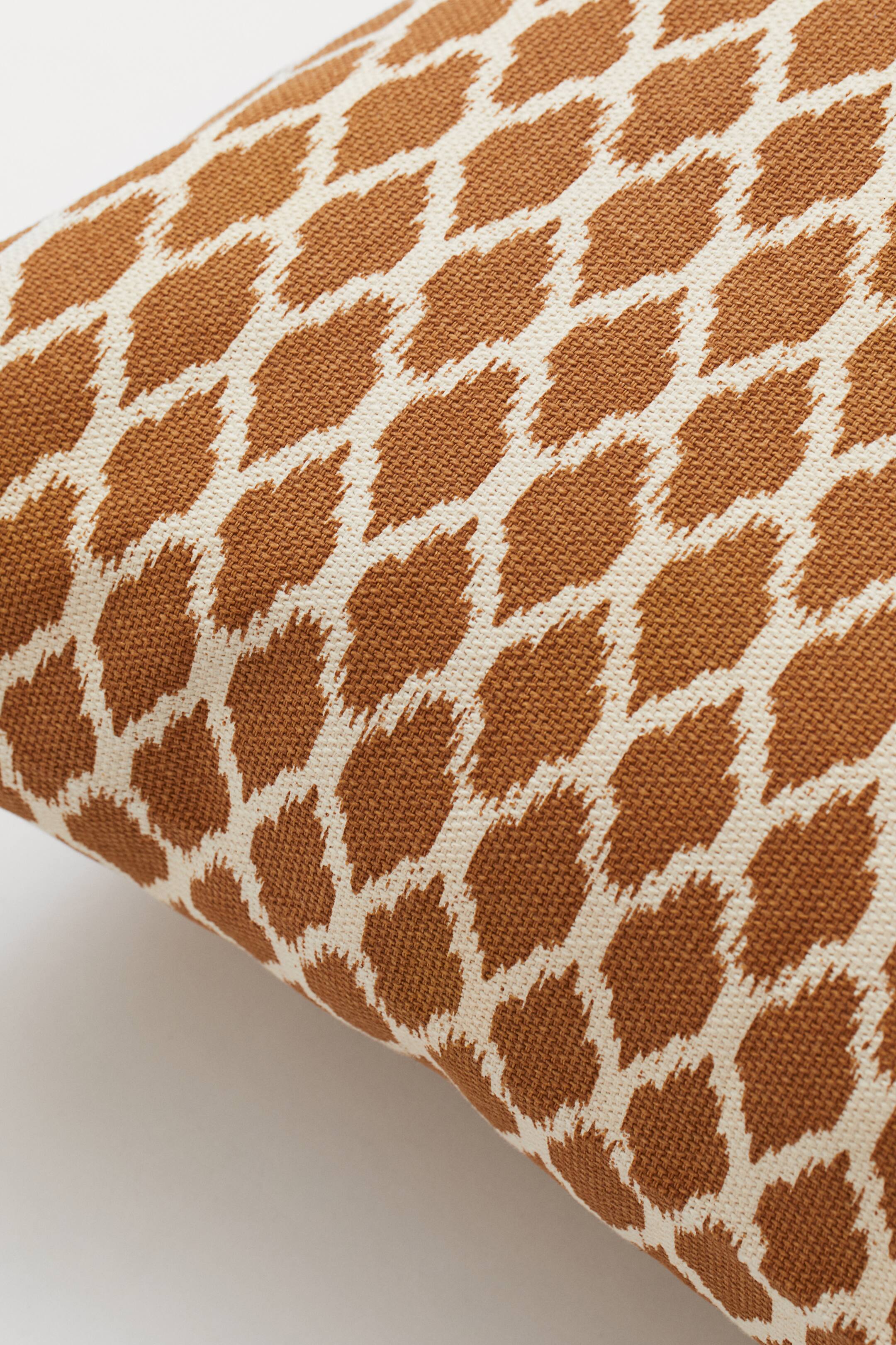 Zobacz większy obraz: Poszewka na poduszkę we wzory - Jasnobrązowy/Biały wzór - HOME | H&M PL 2