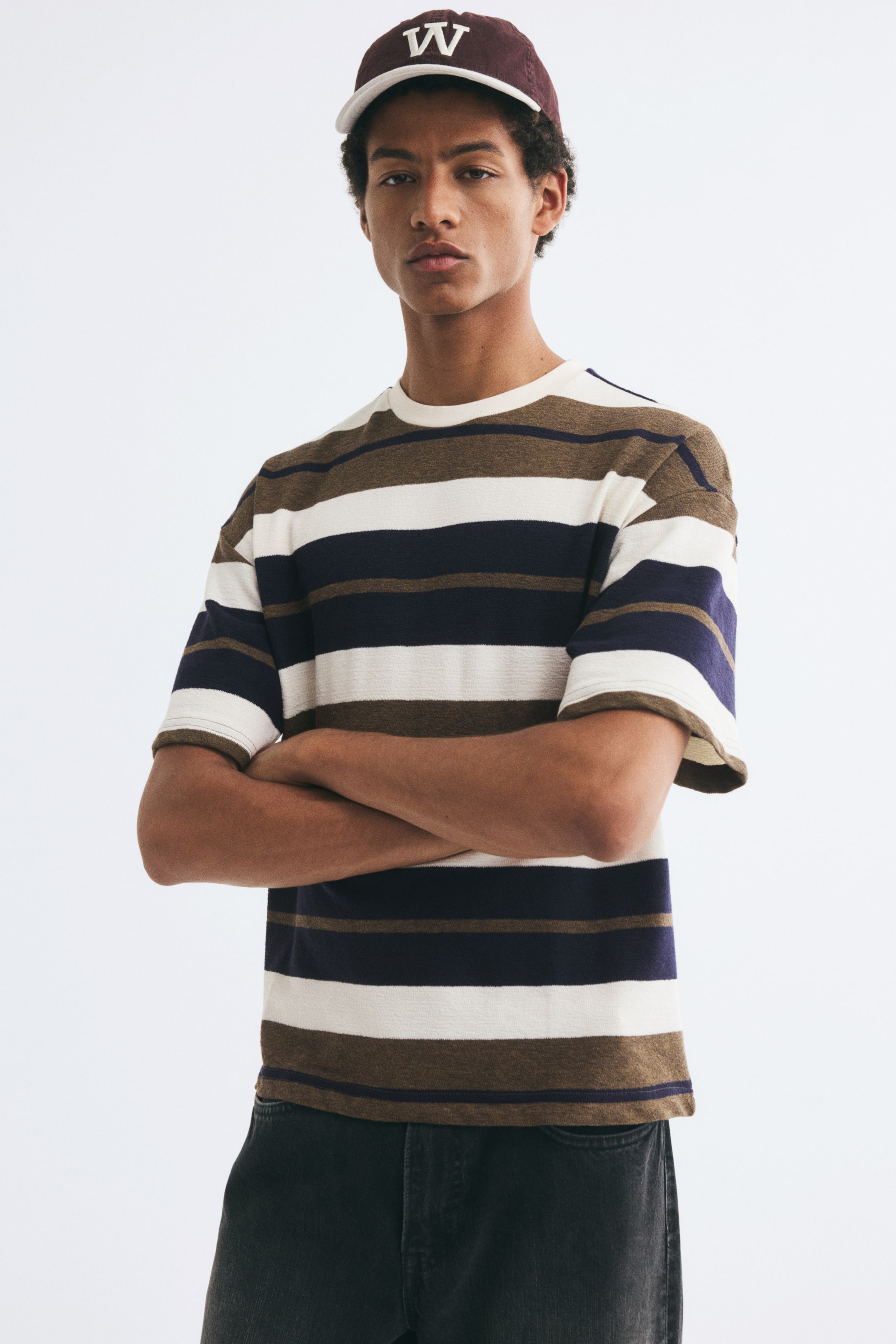 View larger image: Oversized Fit T-shirt - Cream/Striped - Men | H&M 1