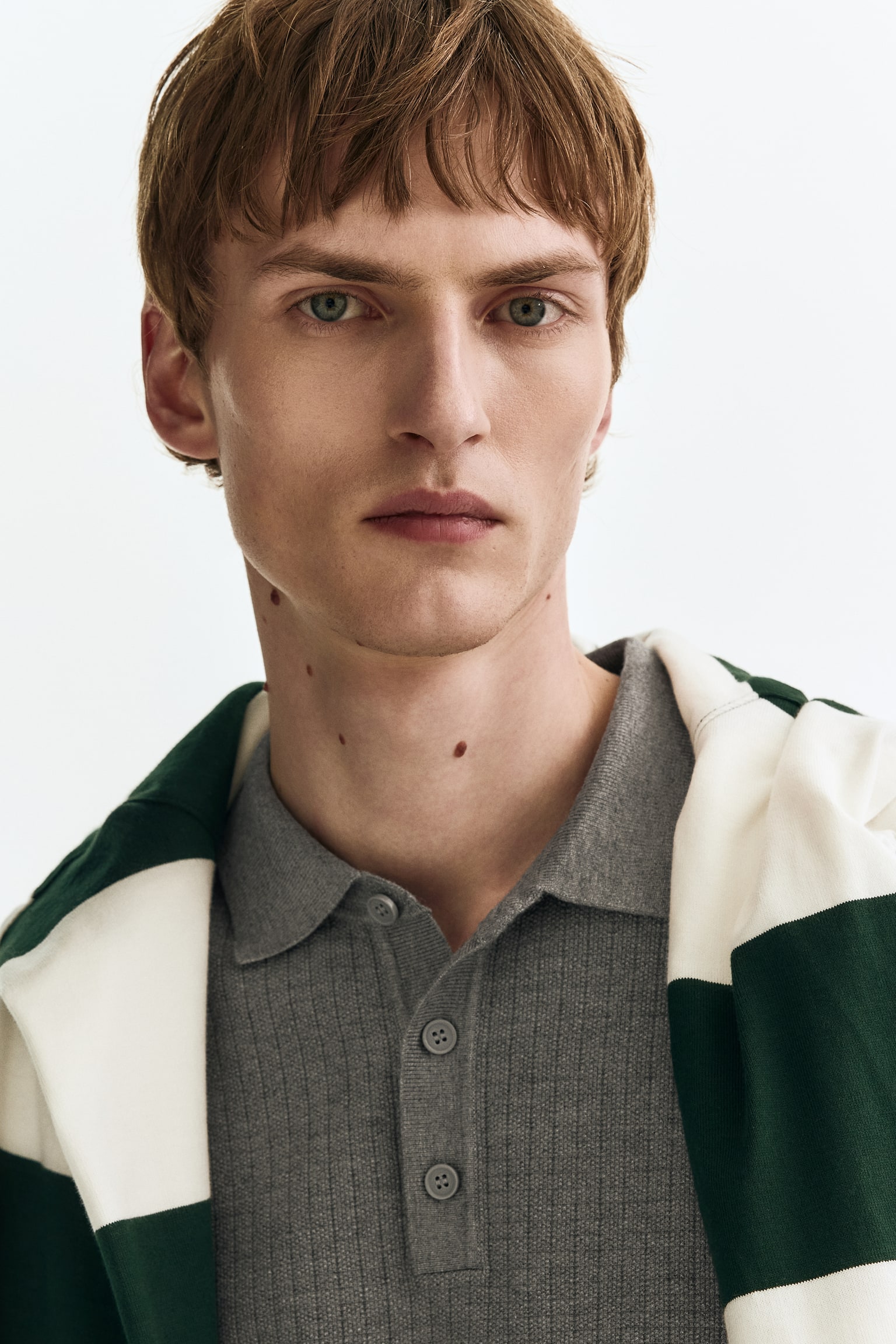 חולצת פולו מסריג עם טקסטורה Regular Fit - אפור - 7