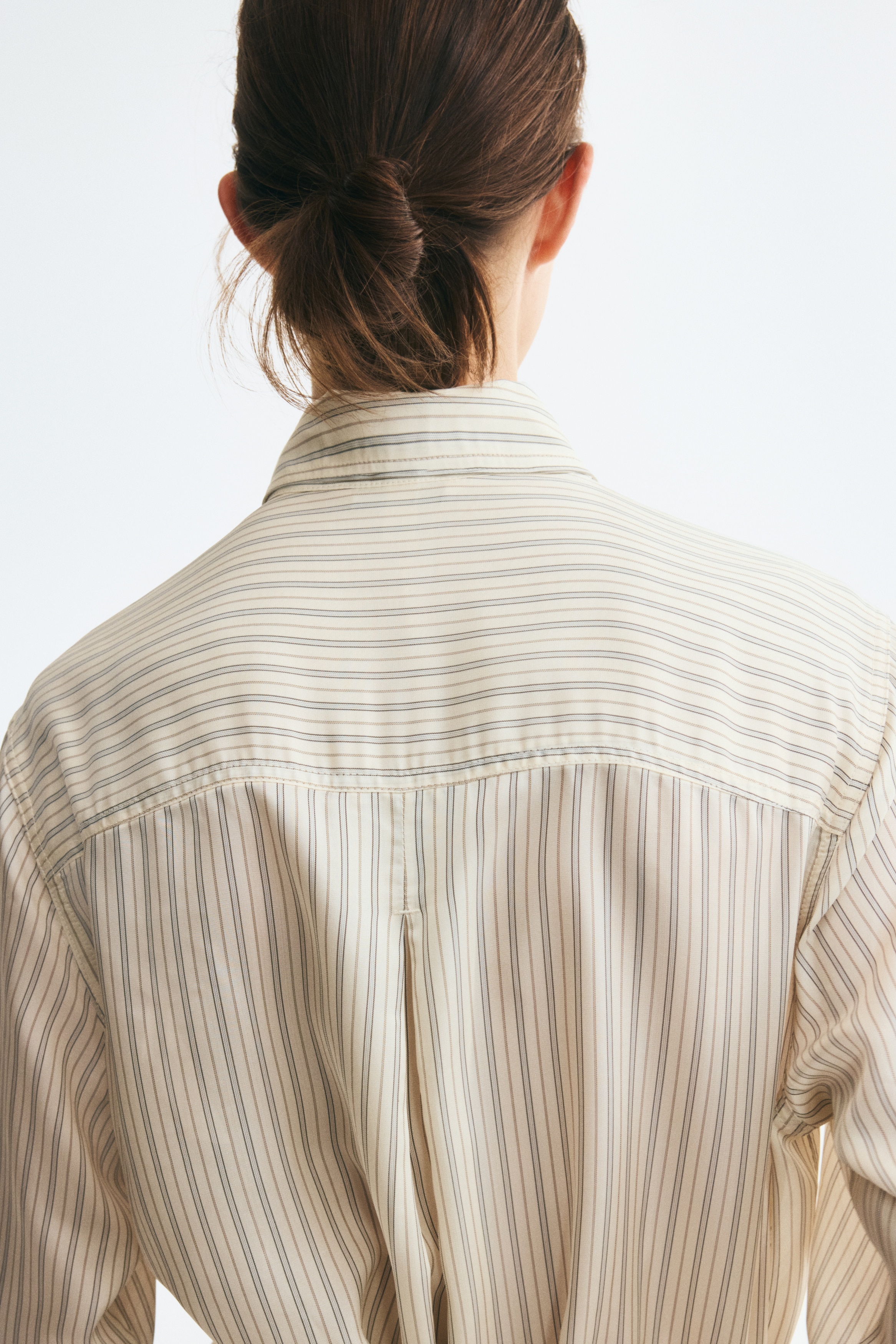 Long-Sleeved Shirt thumbnail 5