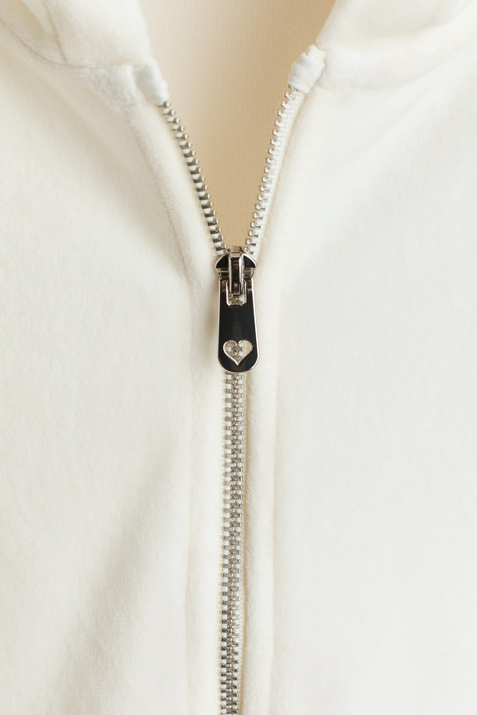 Детская куртка H&M Velour Hooded, цвет: Кремовый — фото 2