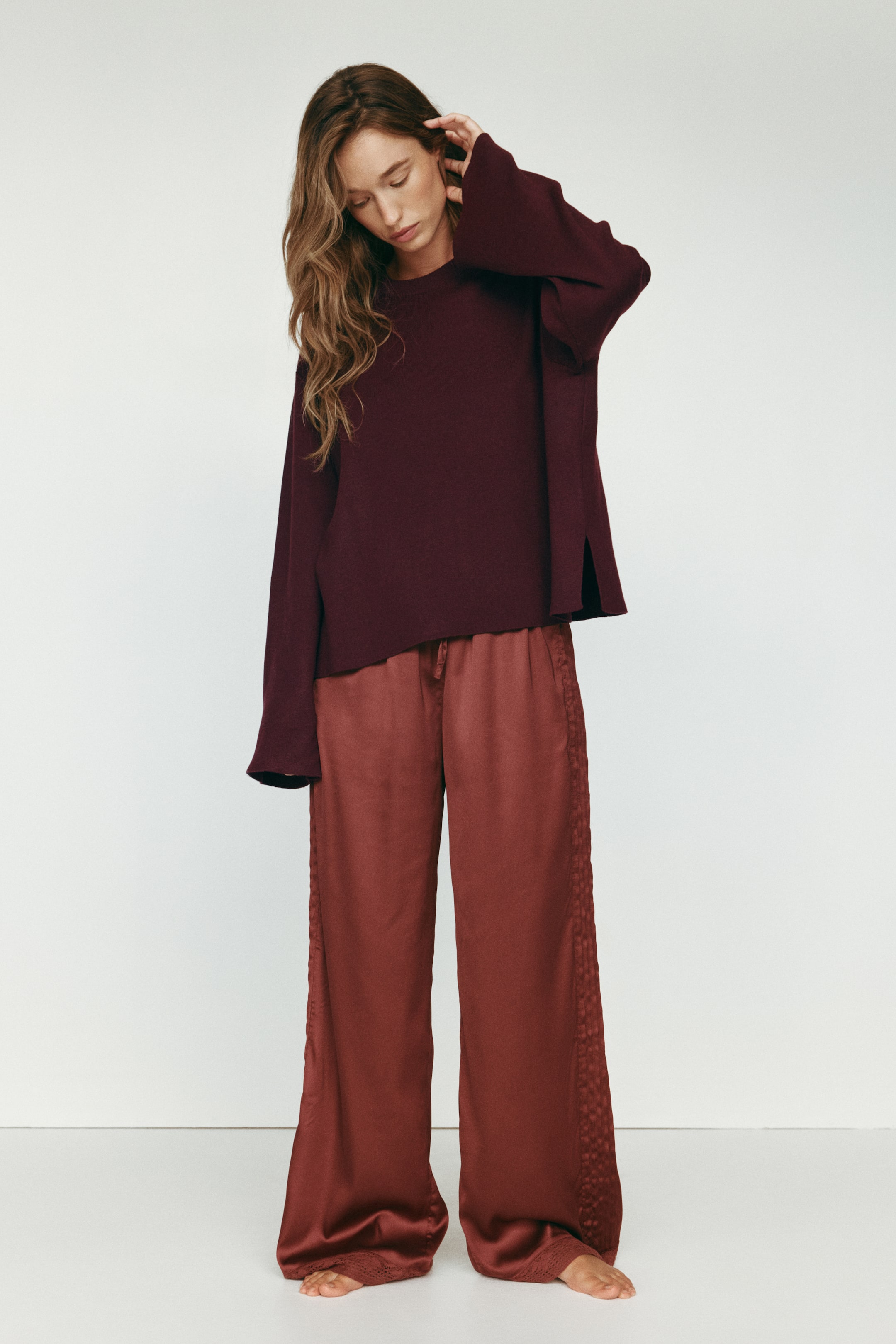Oversized Fine-Knit Sweater