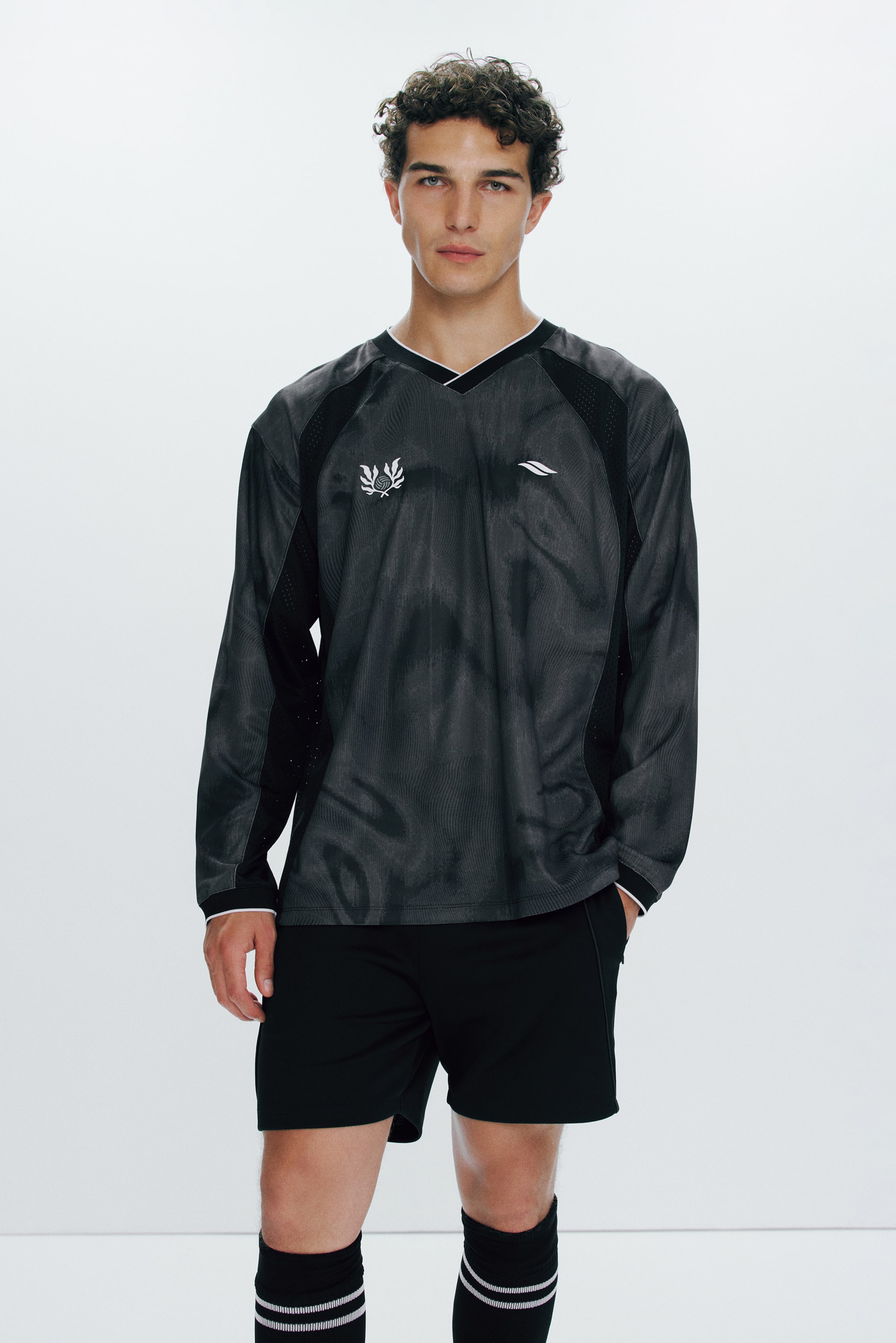 Loose-Fit Soccer Jersey with DryMove™