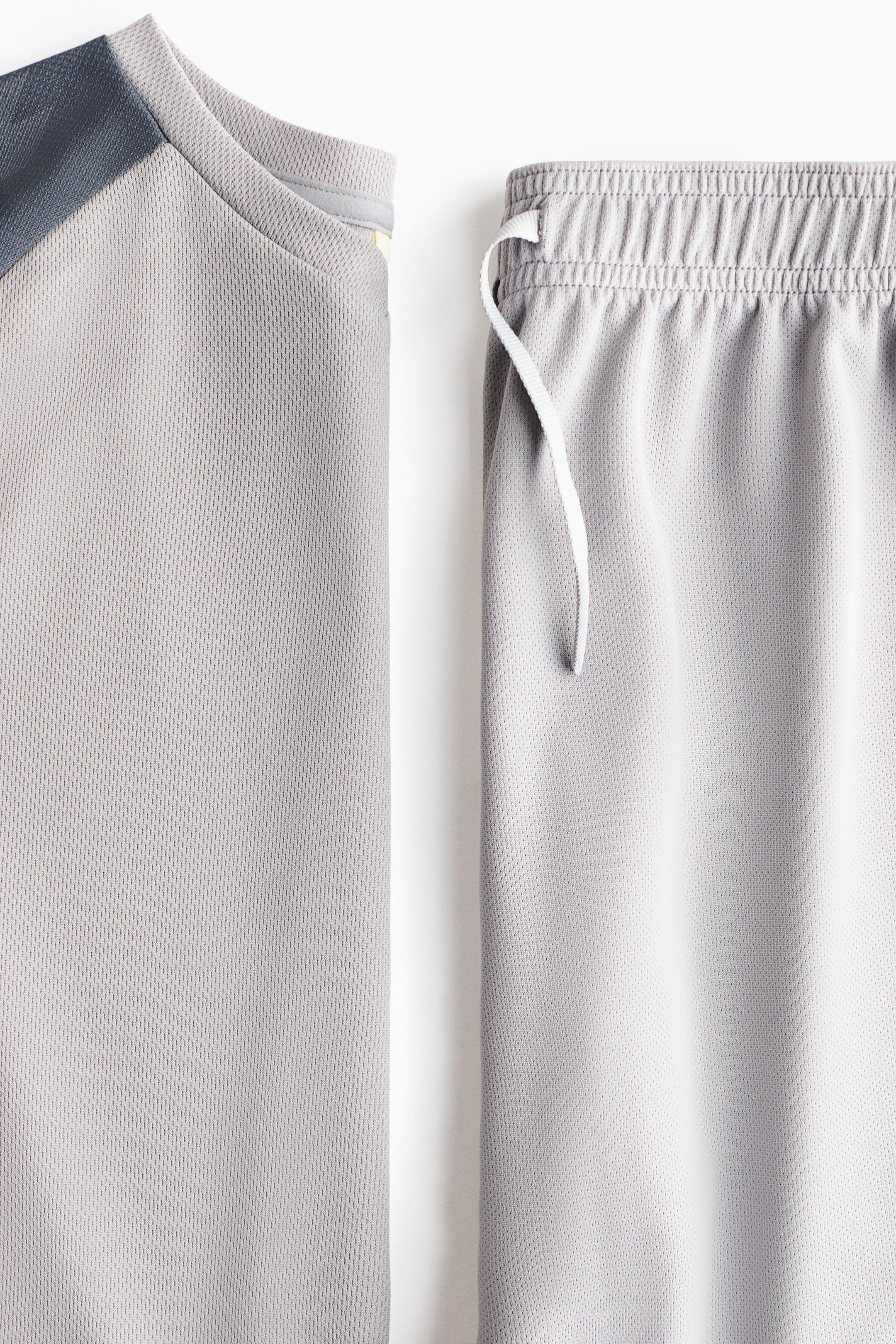 2-Piece Soccer Set with DryMove™