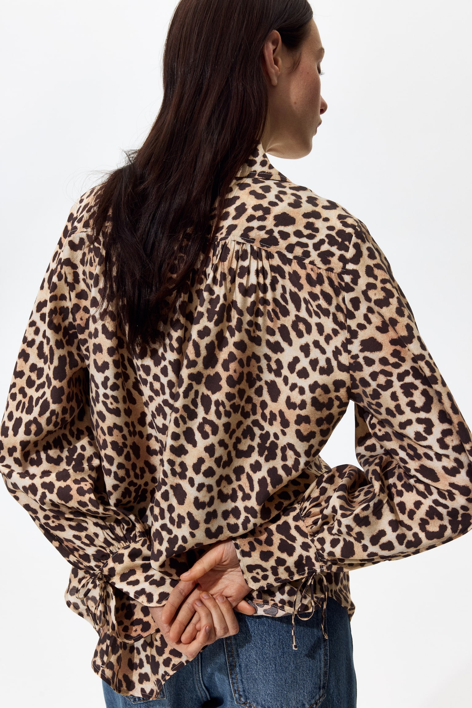 חולצה עם שרוולי בלון - בז'/מנומר - 5