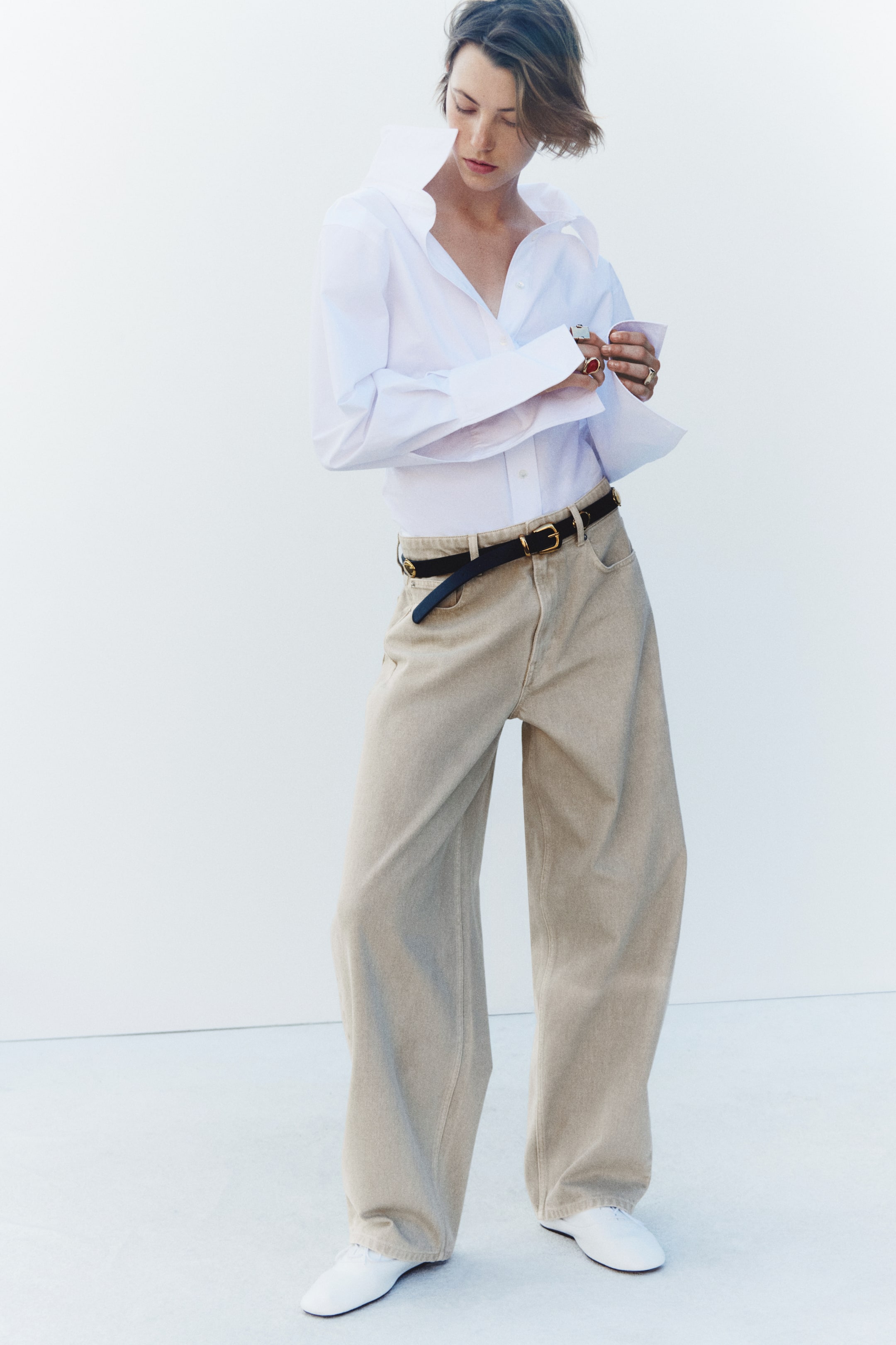 Baggy Regular-Waist Barrel Jeans