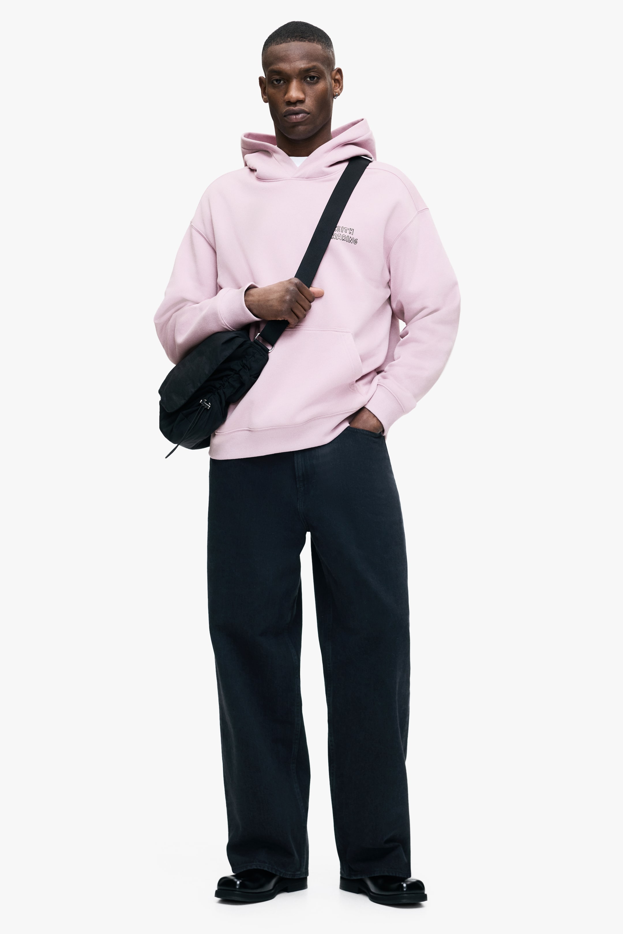 Zobrazit větší obrázek: Mikina s kapucí Loose Fit - Růžová/Keith Haring - MUŽI | H&M CZ 2