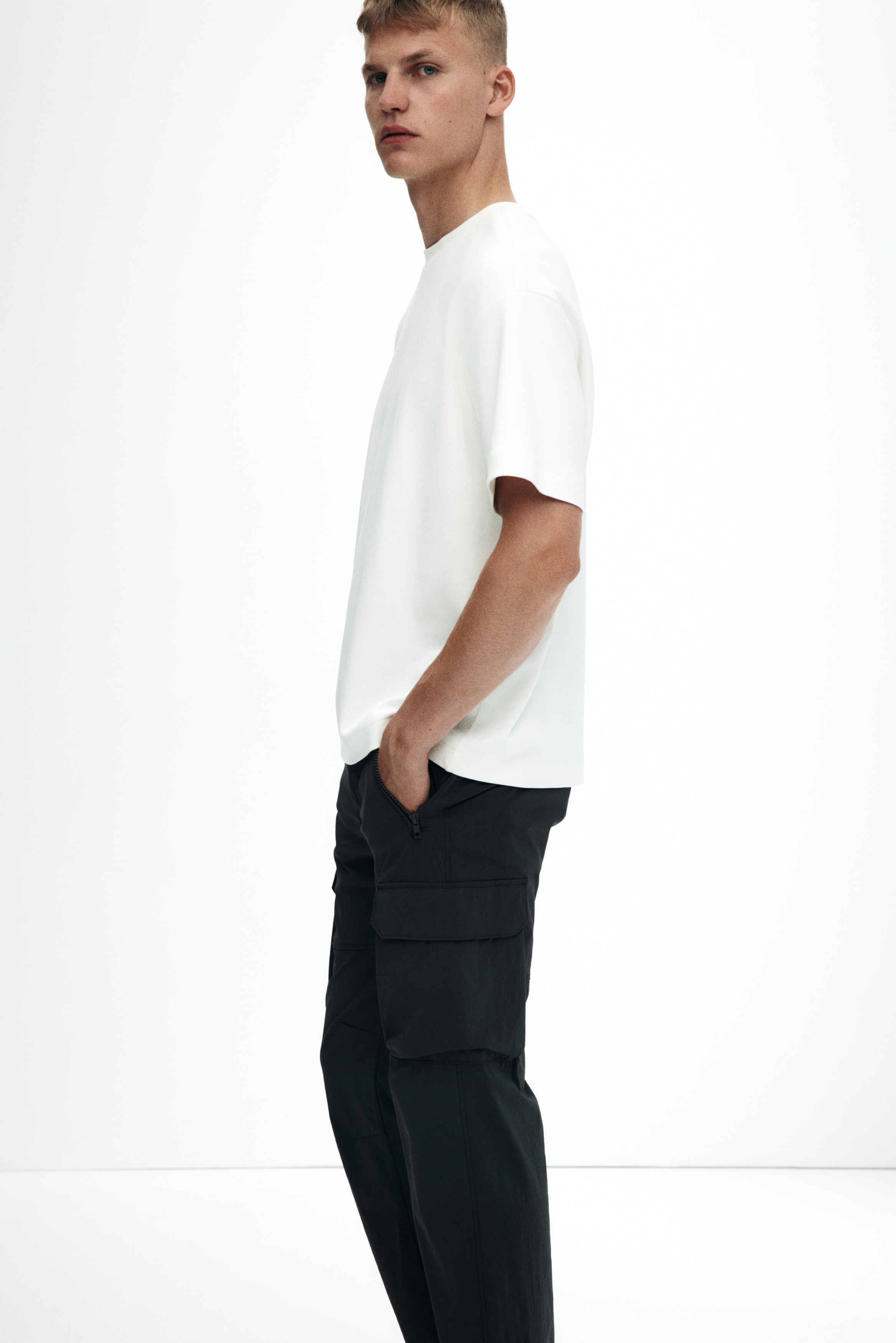 Regular Fit Nylon cargo trousers