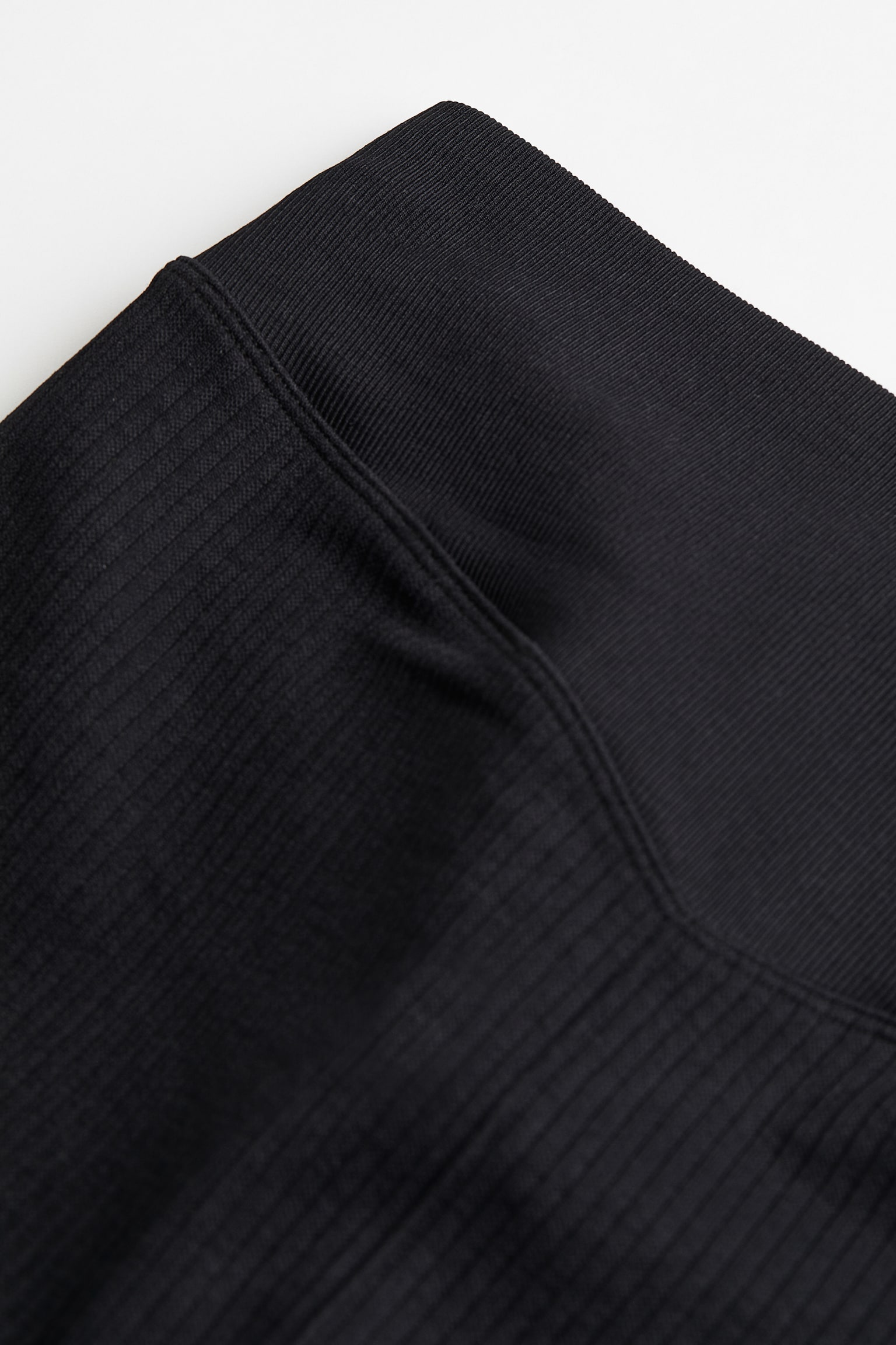 DryMove™ Seamless Activewear Bike Shorts - Black - 2