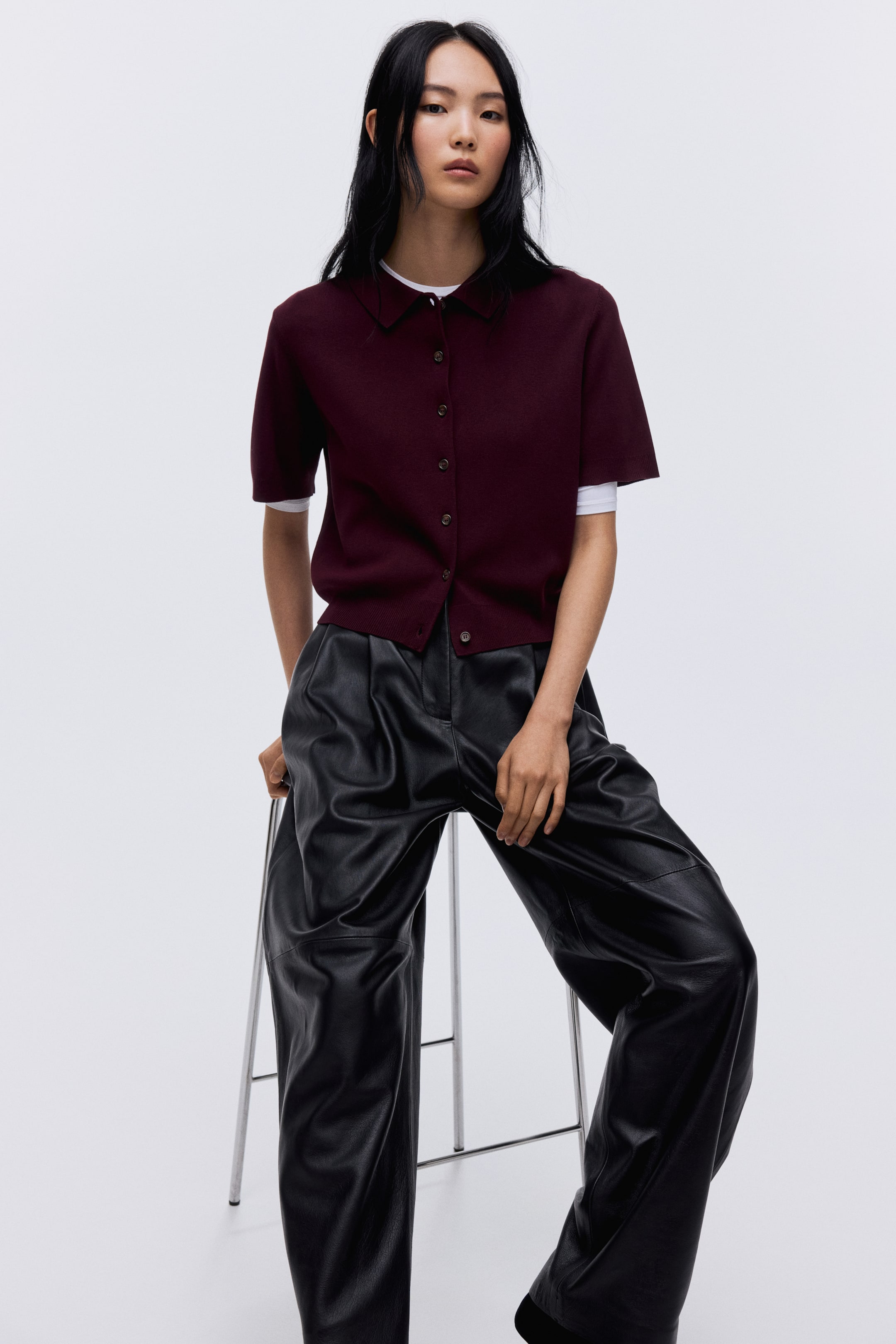 Zobrazit větší obrázek: Propínací top s límečkem - Vínová - ŽENY | H&M CZ 2