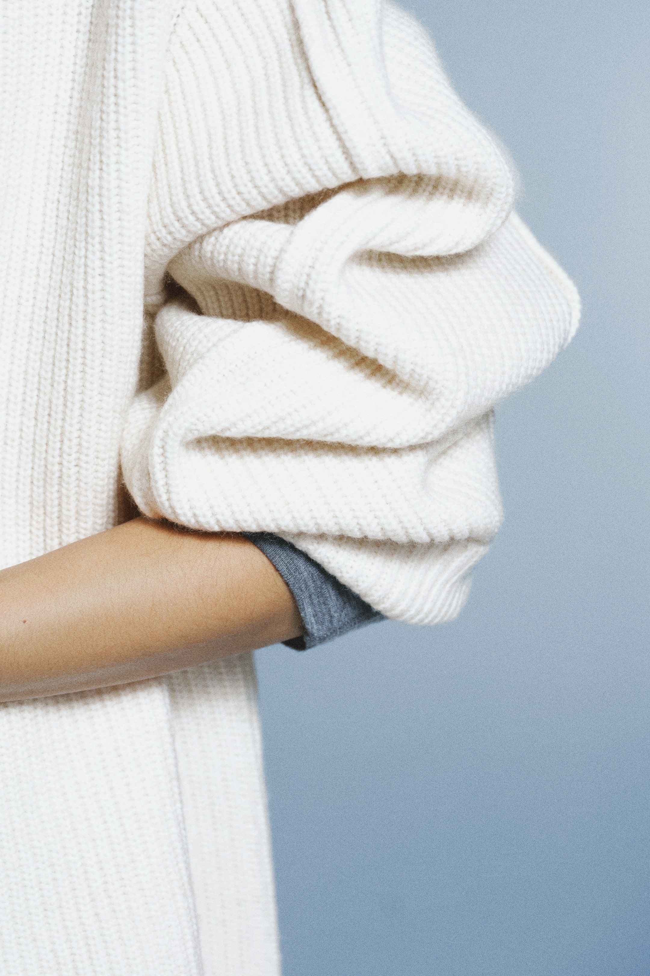 View larger image: Rib-knit turtleneck jumper - Light beige - Ladies | H&M 3