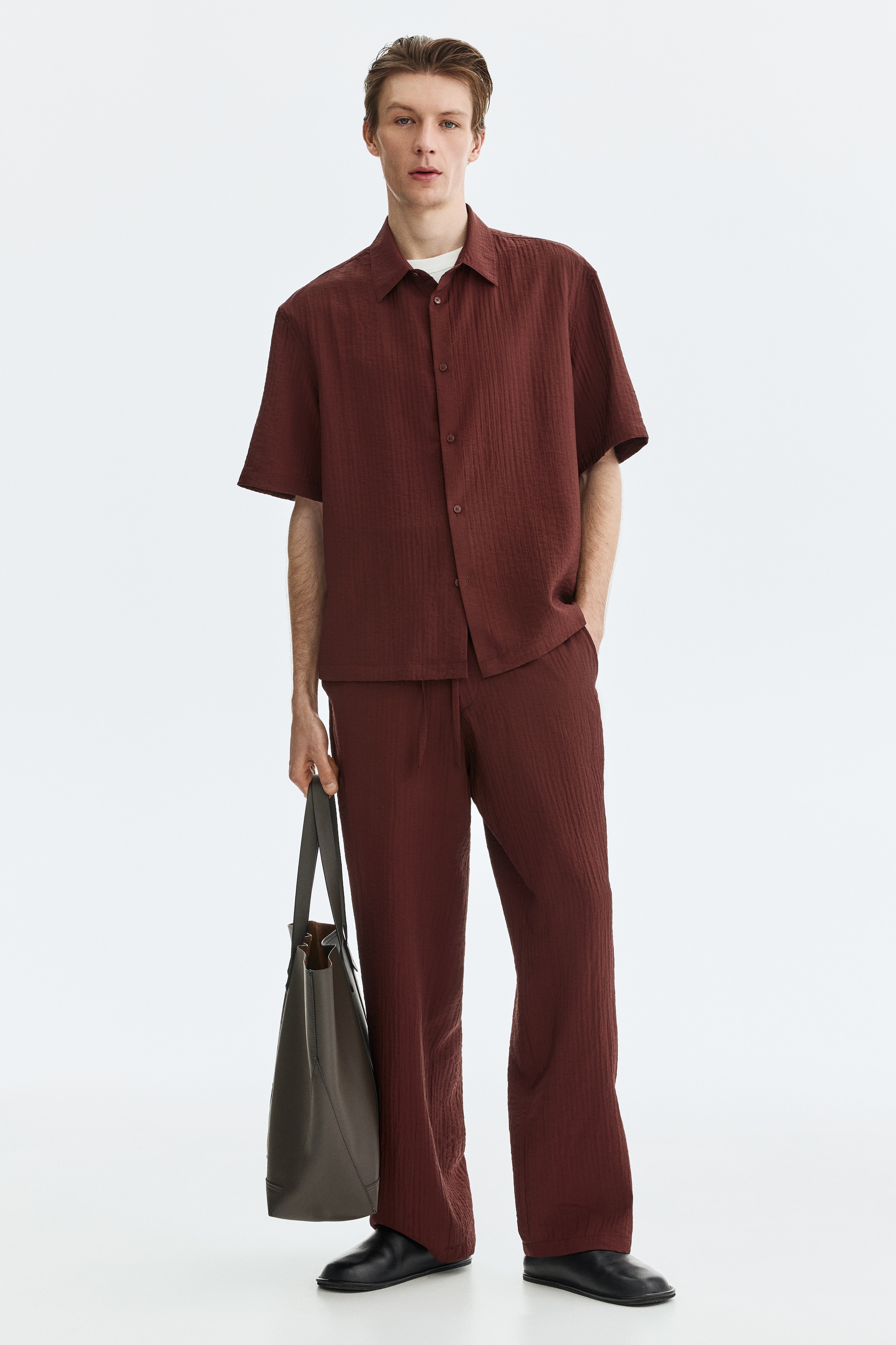 Relaxed-Fit Textured Pants - Burgundy/White/Khaki green/Black