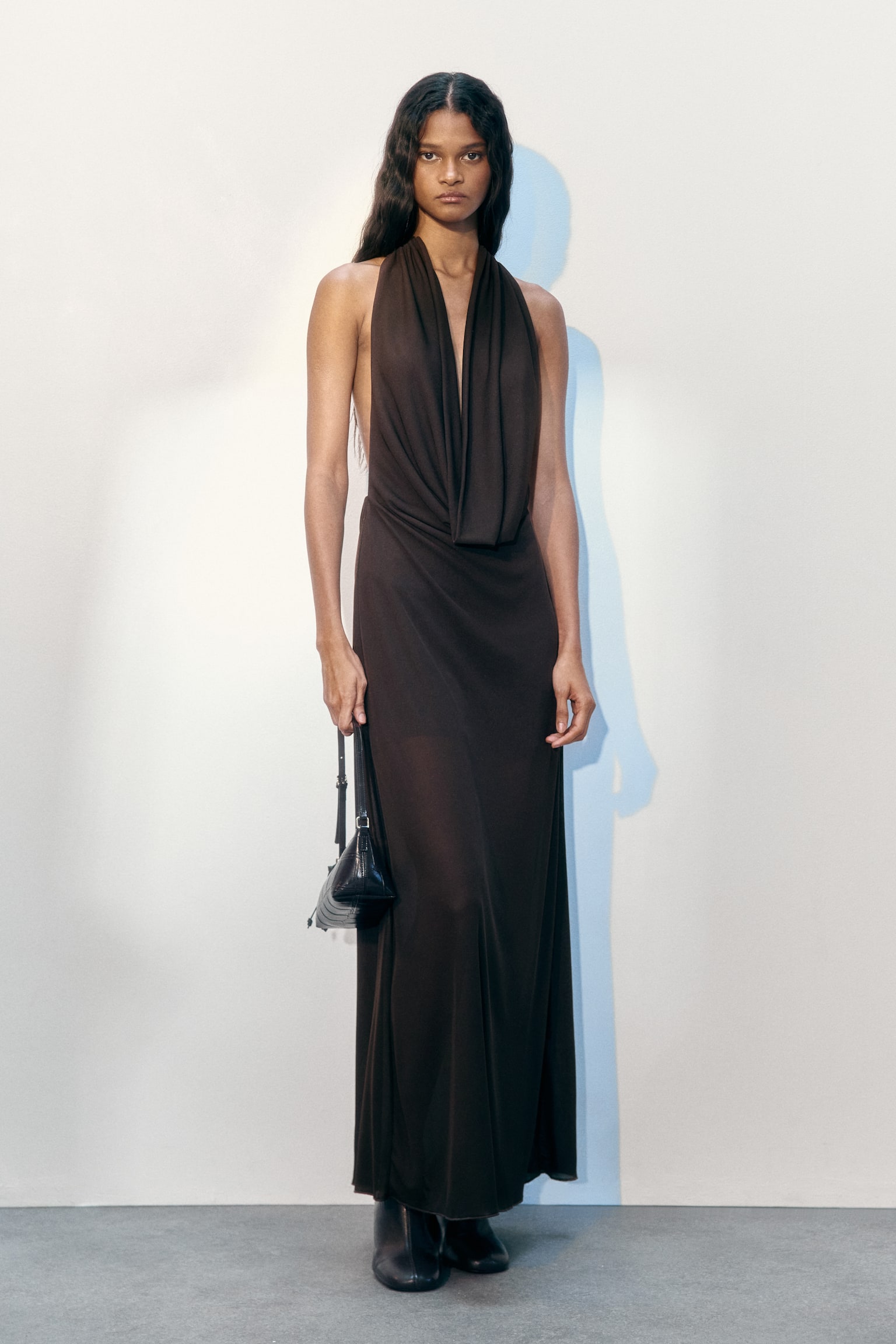 Vestido maxi con escote drapeado - Café oscuro - 6