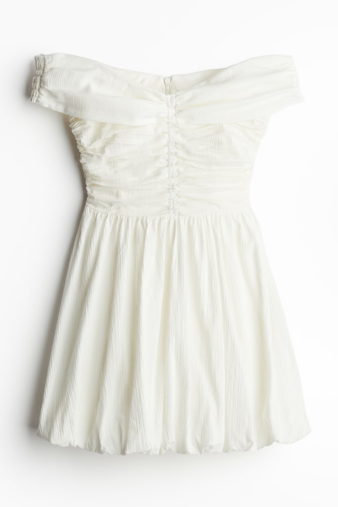 Gecrinkeltes Off-Shoulder-Kleid - Cremefarben - 1