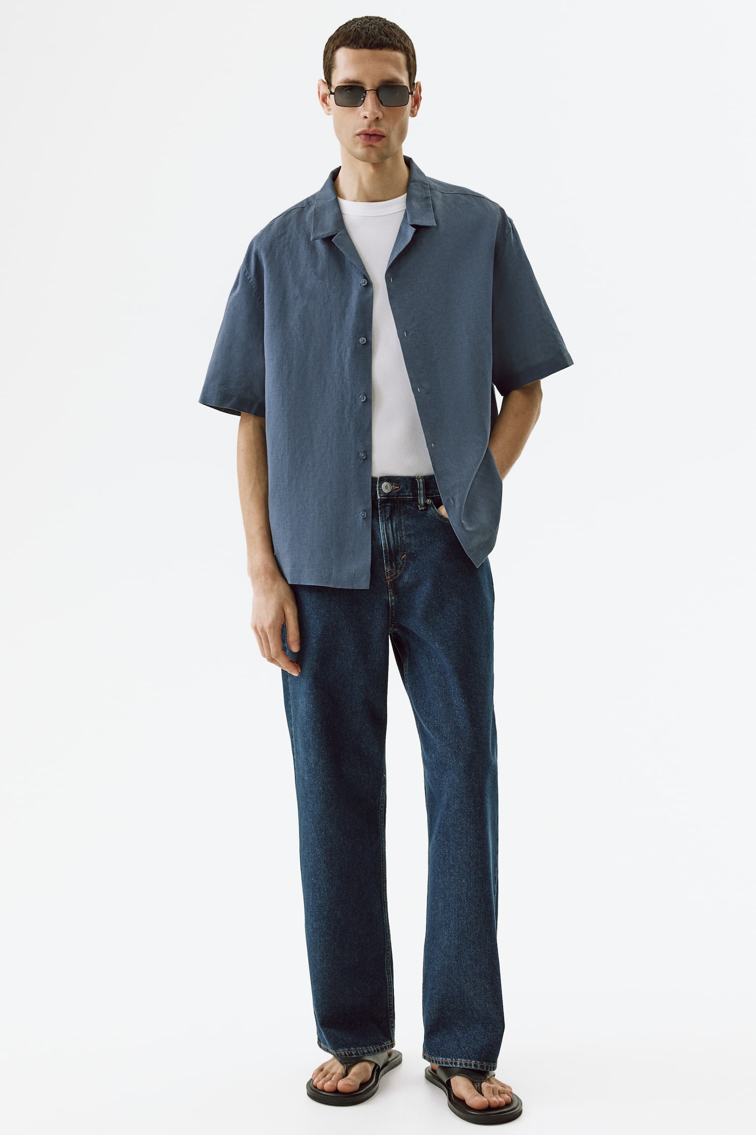 Relaxed Fit Linen-blend resort shirt - Dusty blue/Light beige/White/Striped/Dark khaki green/Black - 6