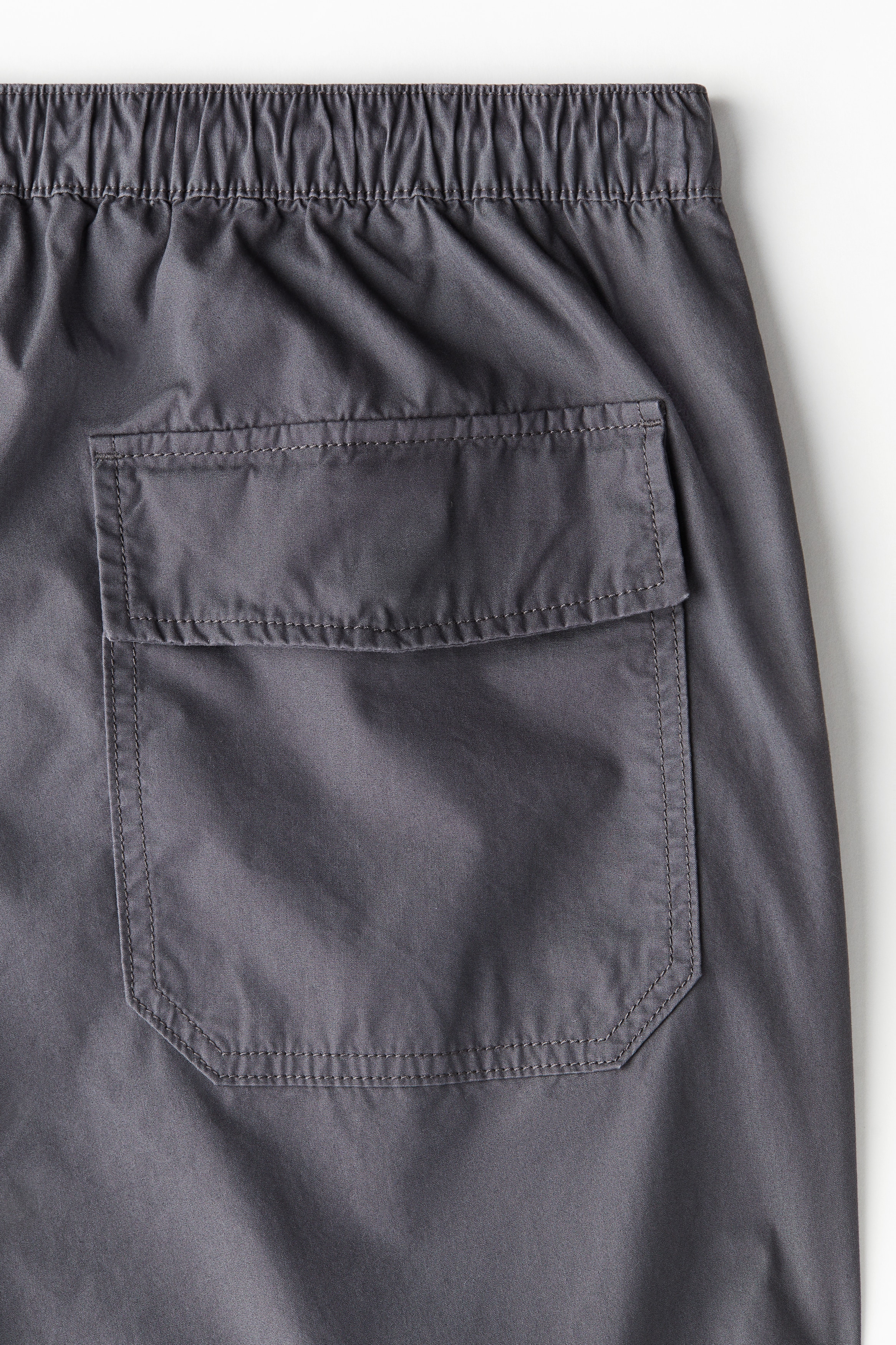 シアーパラシュートパンツ （チャコールグレー）　lasud 定価17,000 シアーパラシュートパンツ （チャコールグレー） lasud 定価17,000