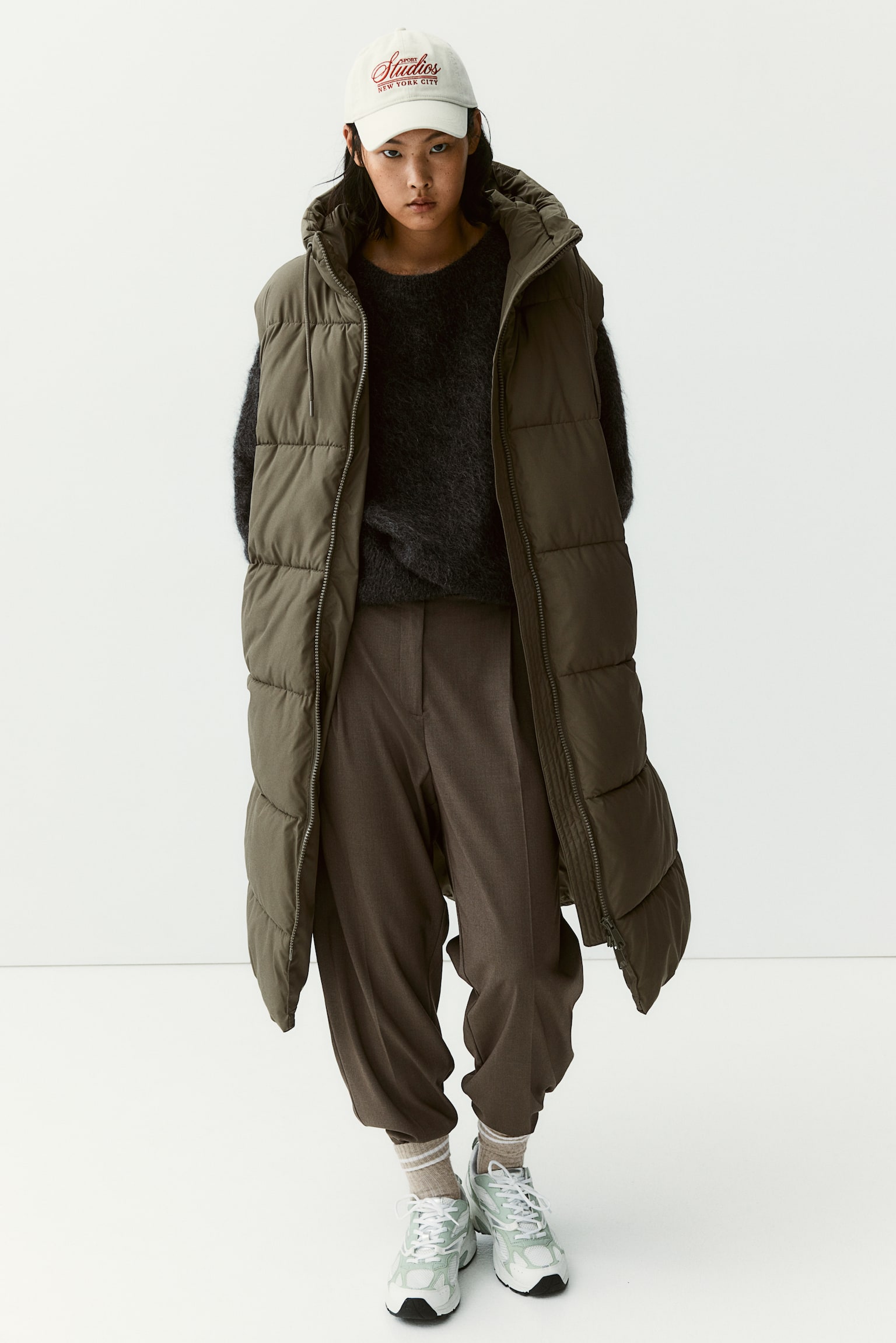 Hooded puffer gilet - Dark khaki green/Light beige/Black/Light beige - 7